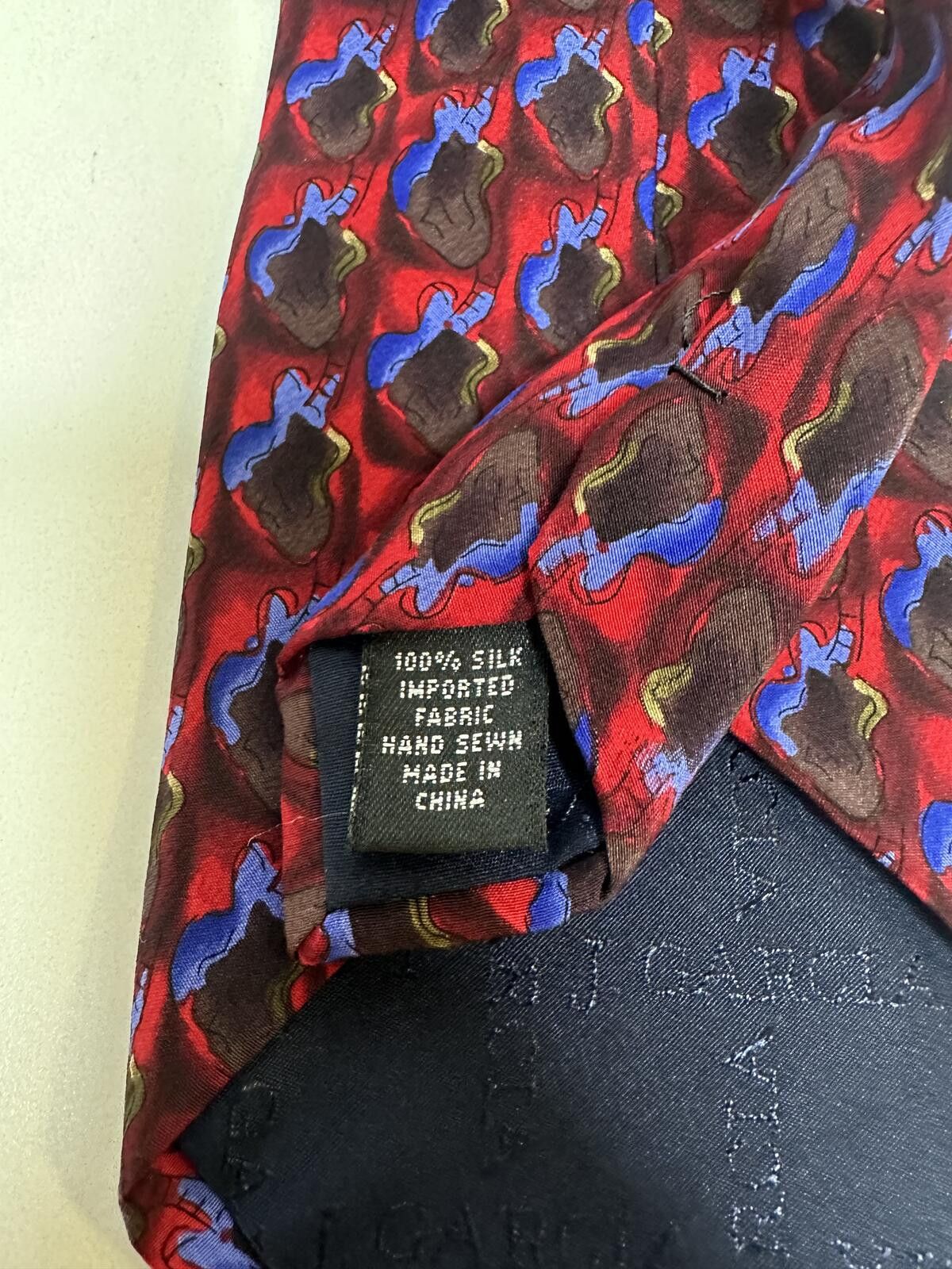 Other Vintage J. Garcia 100% silk tie red/blue/grey geometric Size ONE SIZE - 4 Thumbnail