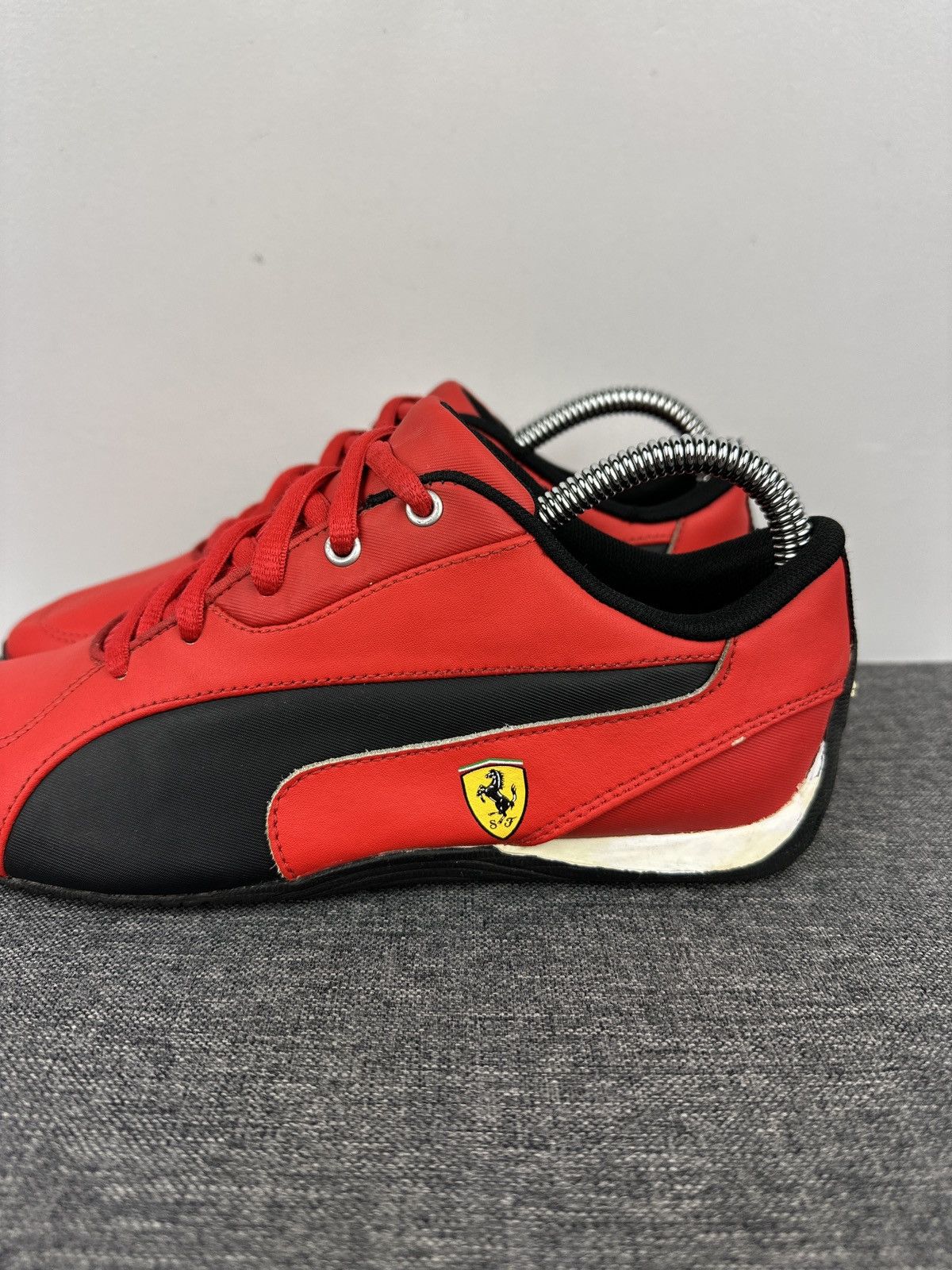 Ferrari × Puma PUMA Ferrari Drift Cat Red Black Low Top Sneakers Motorsport Size US 4.5 / IT 34.5 - 6 Thumbnail