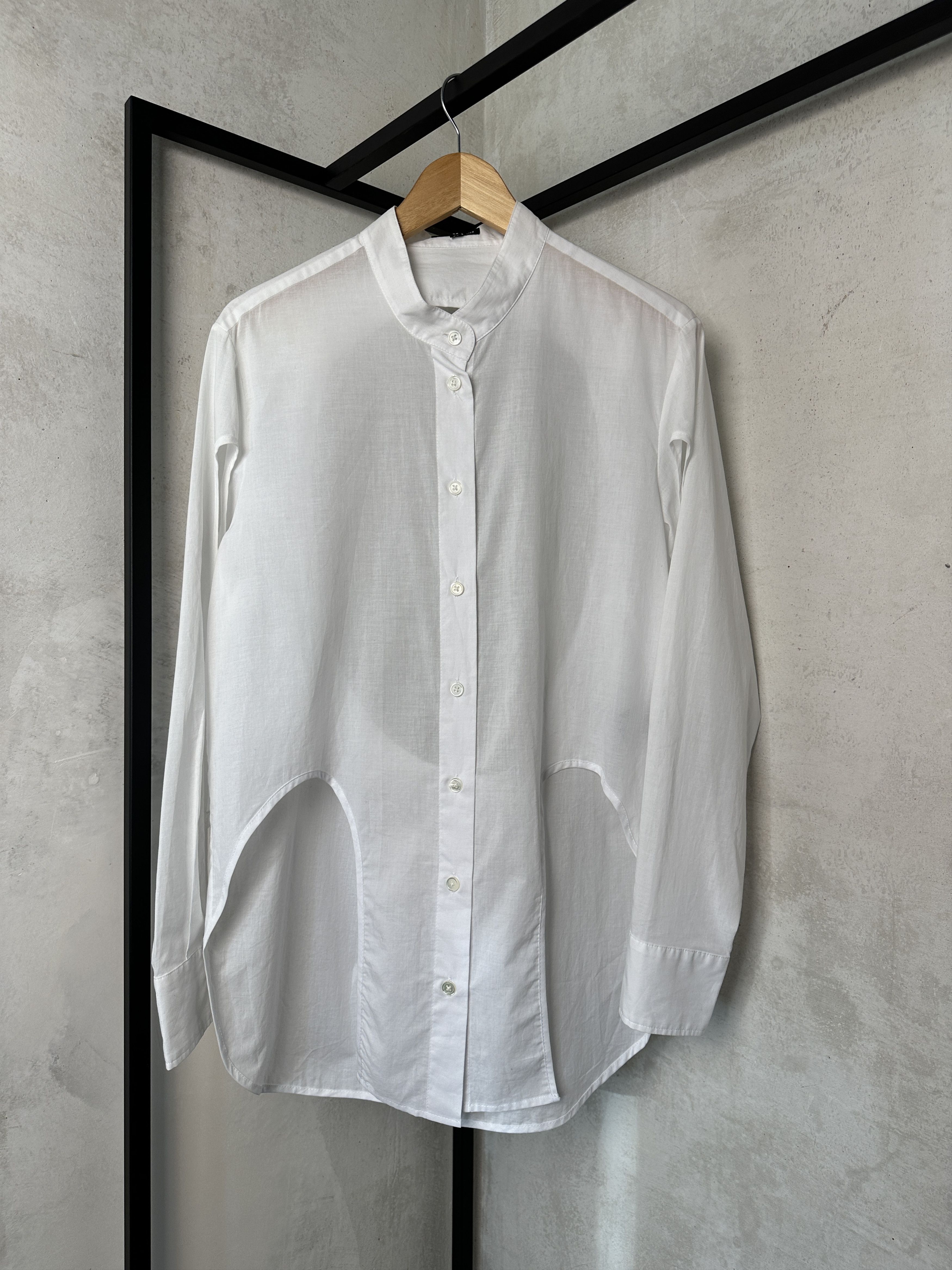 Ann Demeulemeester Ann Demeulemeester White Backless Blouse Size XS / US 0-2 / IT 36-38 - 1 Thumbnail