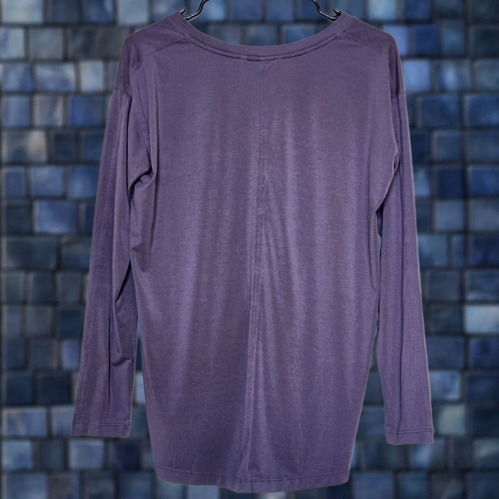 Athleta Athleta Womens XS Crossover Ruched Top Cinch Drawstring Shirt V-Neck Long Sleeve Size XS / US 0-2 / IT 36-38 - 1 Thumbnail