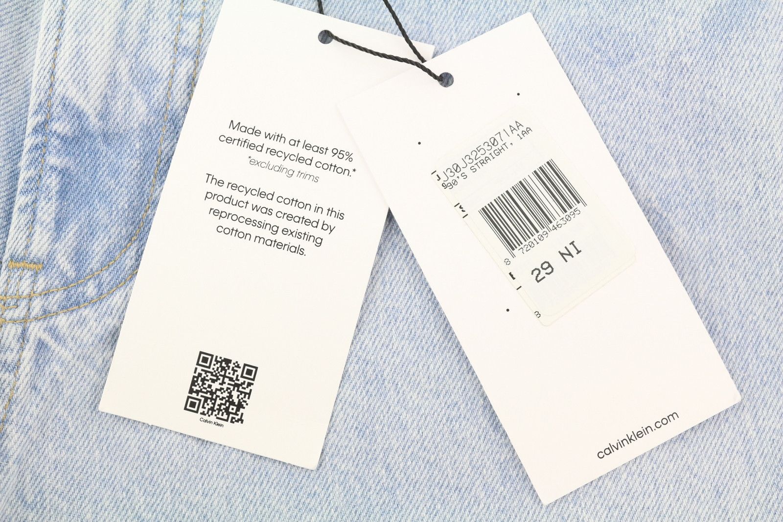 Calvin Klein 90S STRAIGHT W29 Light Blue Washed Zip Fly Denim 85297 Size US 29 - 7 Thumbnail