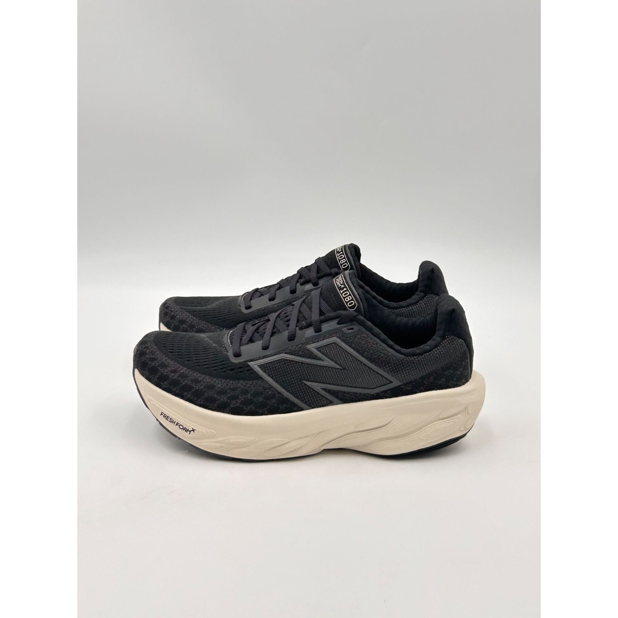 New Balance New Balance Fresh Foam X 1080 v14 Women 9.5 Black Running Sh Size US 9.5 / IT 39.5 - 1 Thumbnail