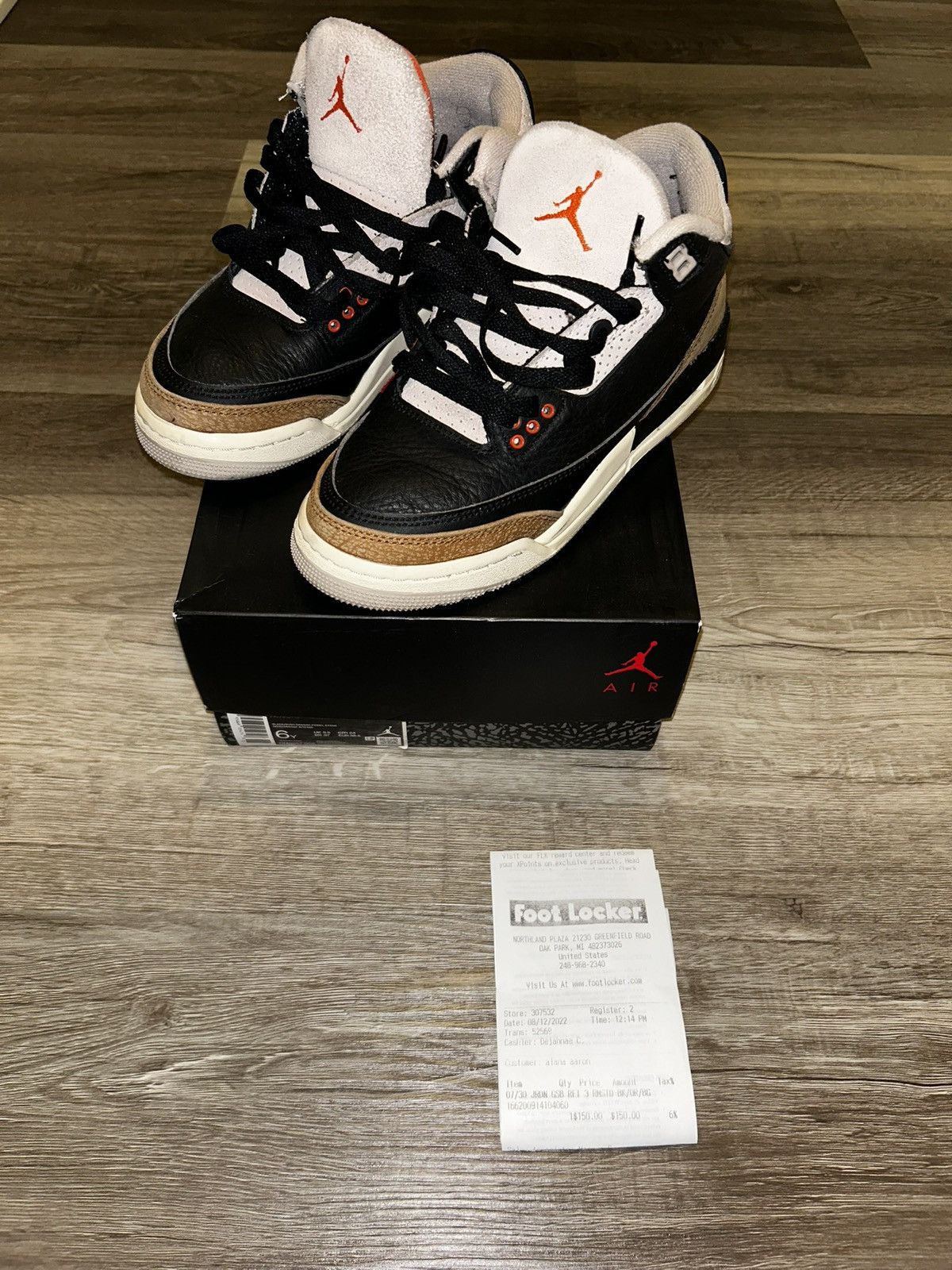 Jordan Brand Jordan Retro 3 Size US 6 / EU 39 - 1 Thumbnail
