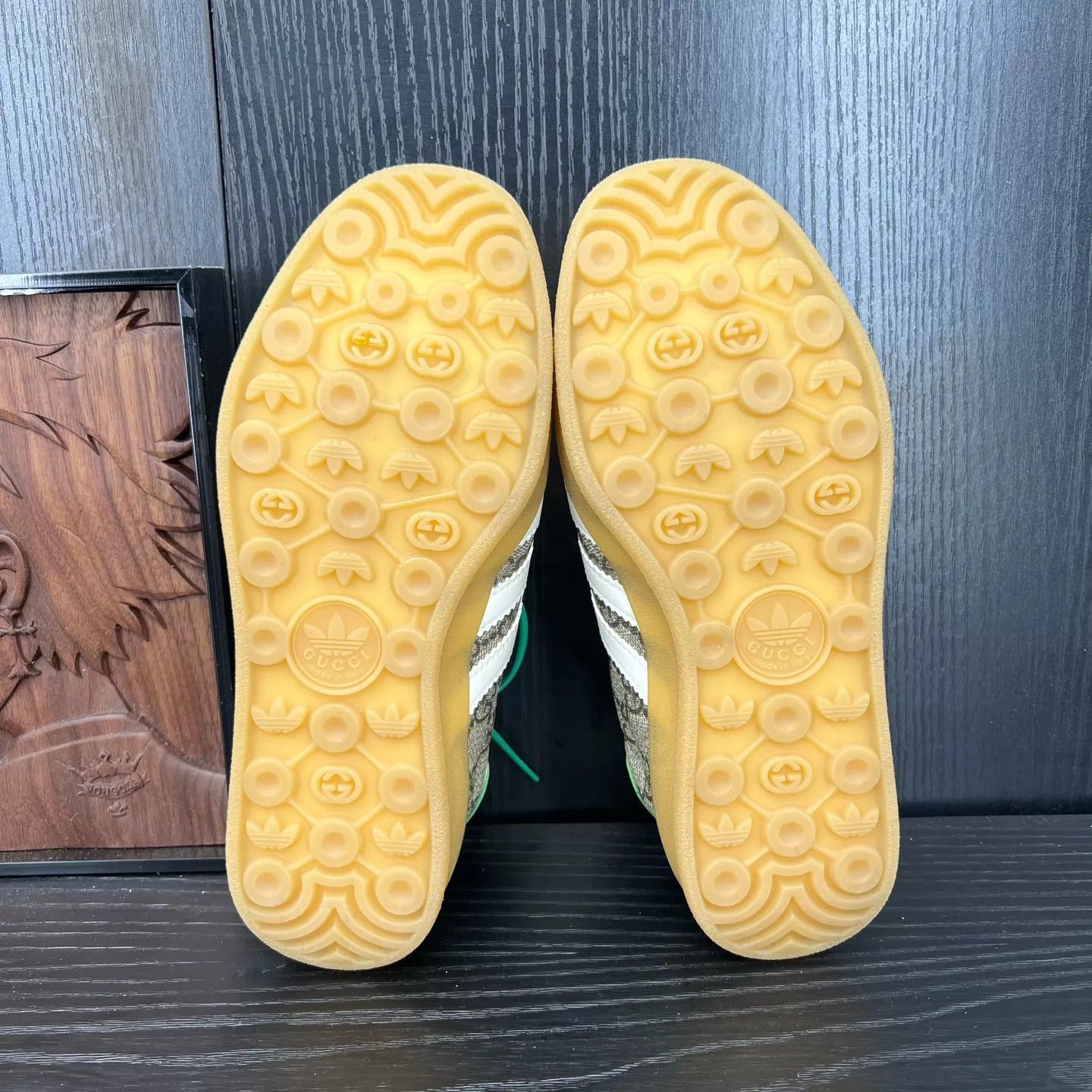Gucci Gucci x Adidas Ebony Worn Once Women's 36 Sneakers Size US 5.5 / IT 35.5 - 4 Thumbnail