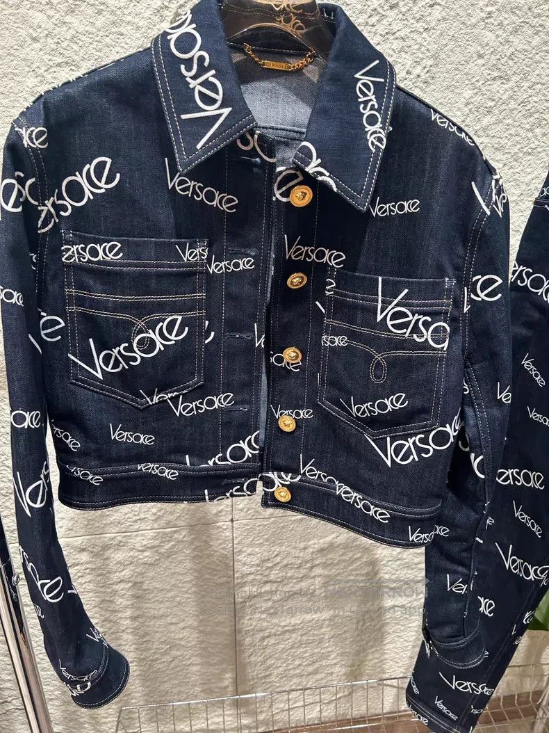 Versace Versace Dark blue letter logo short denim Size US XS / EU 42 / 0 - 2 Thumbnail