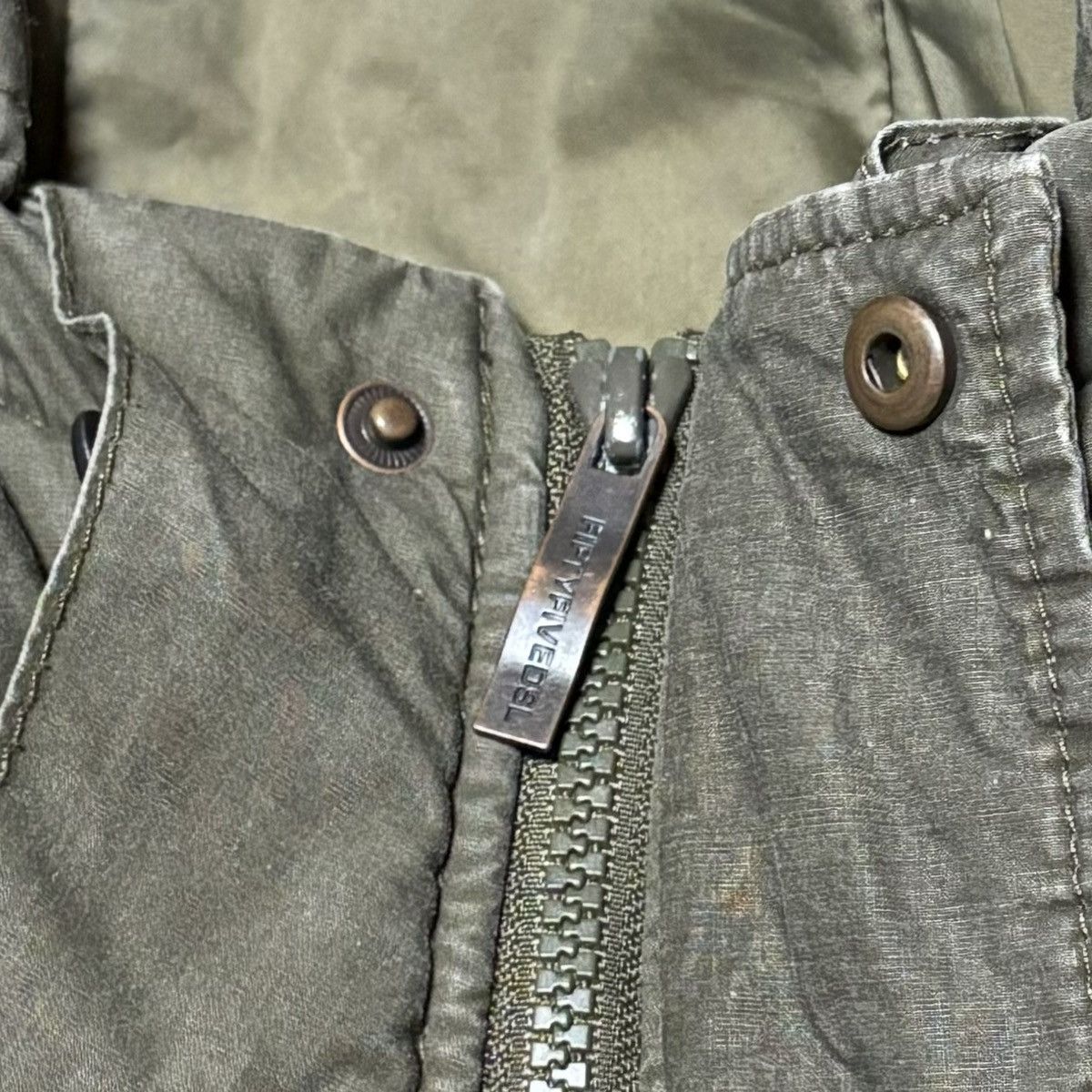 55DSL 2000s DIESEL 55DSL HOODED BOMBER JACKET Y2K Size US S / EU 44-46 / 1 - 12 Thumbnail