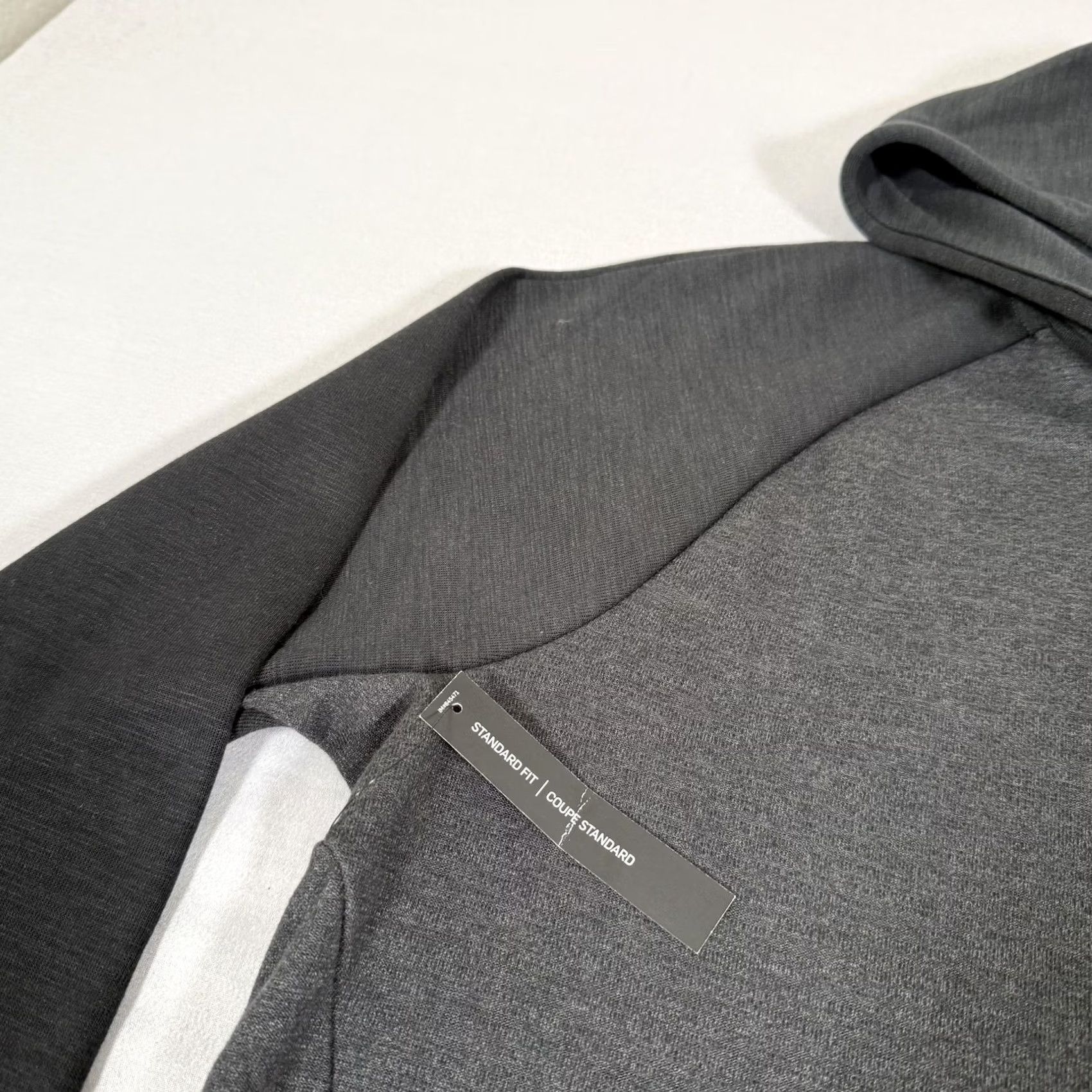 Nike Nike Hoodie Men L Gray Pullover Sweatshirt with Hooded Pockets Logo Fireheather Front Kangaroo Pocket Crew Neck All Seasons Sportswear Size US L / EU 52-54 / 3 - 6 Thumbnail