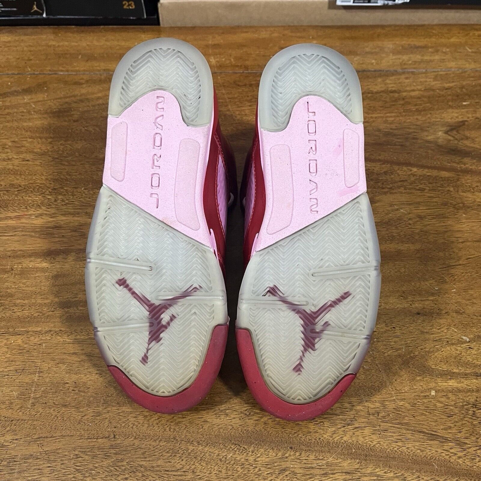 Jordan Brand Size 5.5Y, 7 in Women’s- Jordan 5 Retro 2013 Valentines Day Size US 7 / IT 37 - 6 Thumbnail