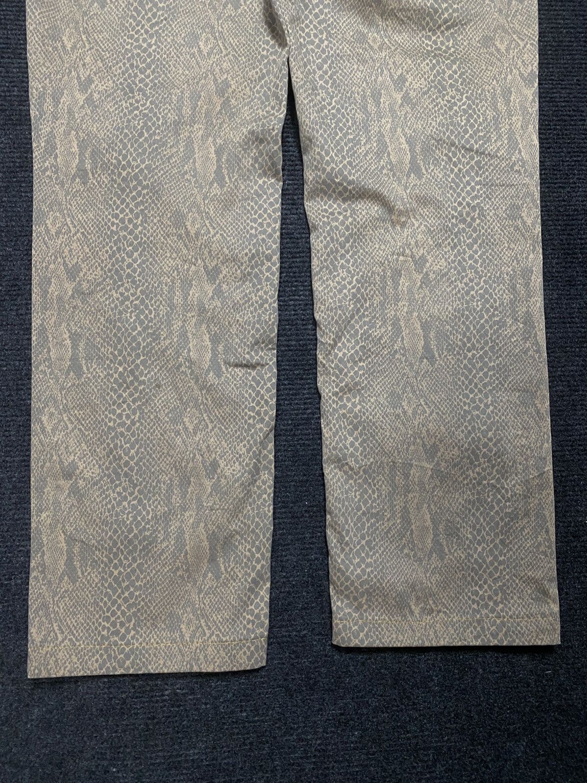 Japanese Brand Atelier GARDEUR Snake Skin Printed regular fit Size US 31 - 14 Thumbnail