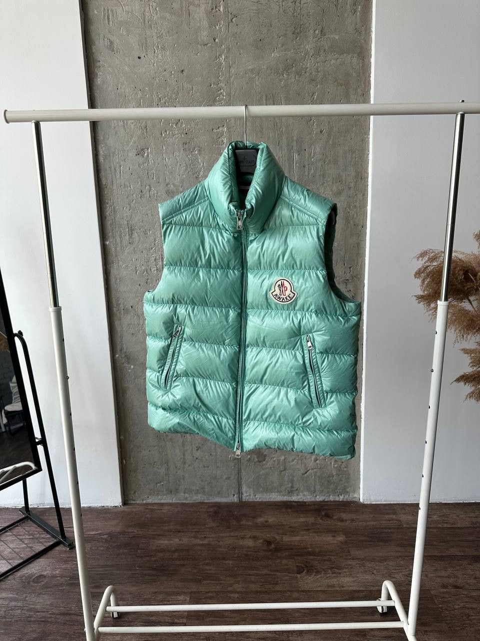 Awake NY × Moncler 🔥Moncler Men's Green 2 Moncler 1952 & Awake Ny Parker Vest Size US L / EU 52-54 / 3 - 3 Thumbnail