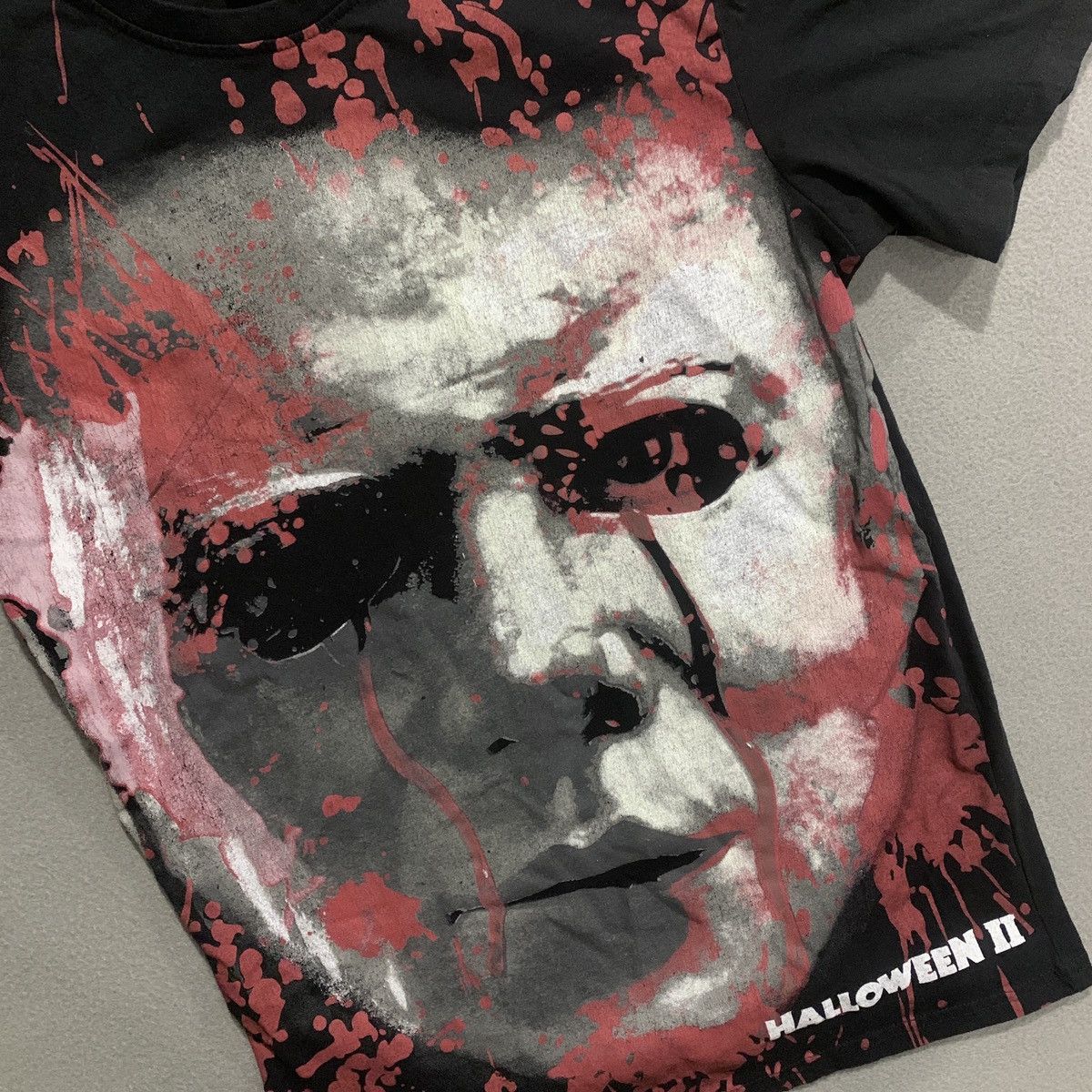 Universal Studios Halloween 2 Michael Myers Graphic Tee Size Small Black Size US S / EU 44-46 / 1 - 2 Thumbnail