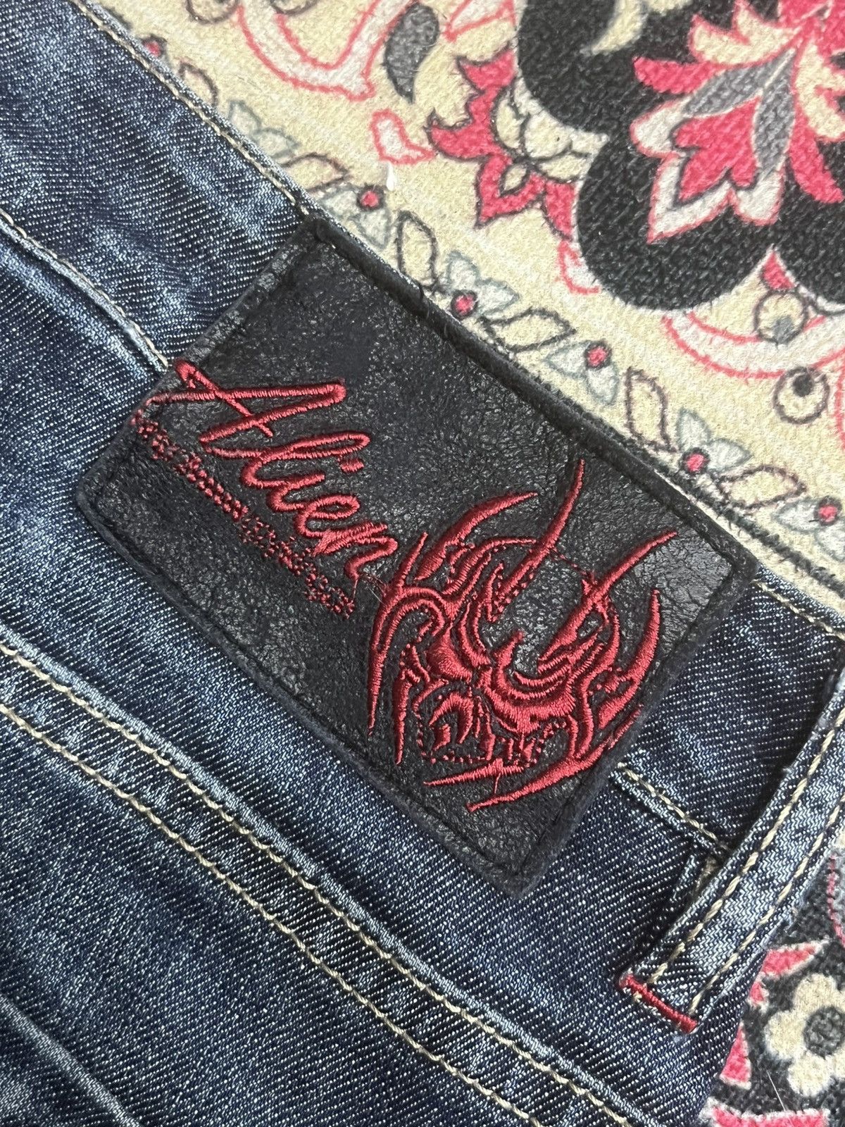 If Six Was Nine Vintage Japanese Brand Alien Lucifer Dark Blue Whisker Jeans Size US 34 / EU 50 - 8 Thumbnail