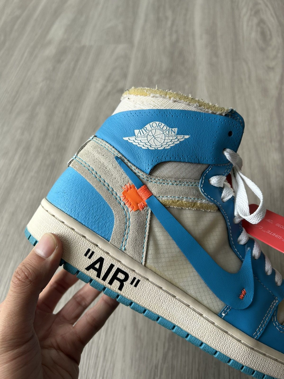 Jordan Brand × Off-White Off-White X Air Jordan 1 High OG UNC Size 8.5 Size US 8.5 / EU 41-42 - 21 Thumbnail