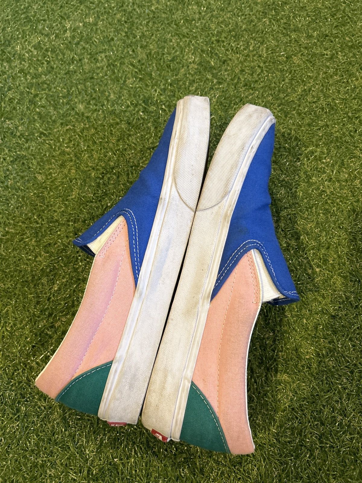 Vans Vans Classic Slip-On ‘Retro Court Multi’ Size US 10.5 / EU 43-44 - 2 Thumbnail