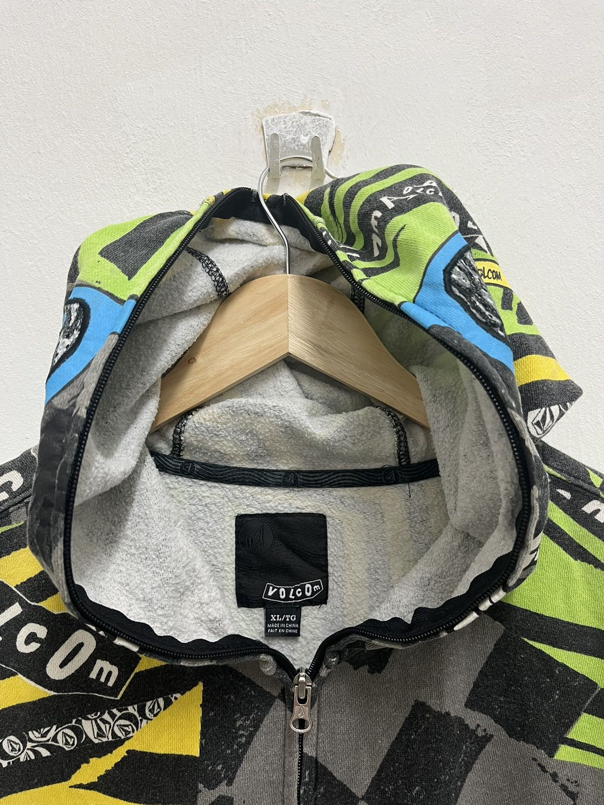 Volcom Volcom Monster Hoodie Full Printed Face Mask Size US XL / EU 56 / 4 - 6 Thumbnail