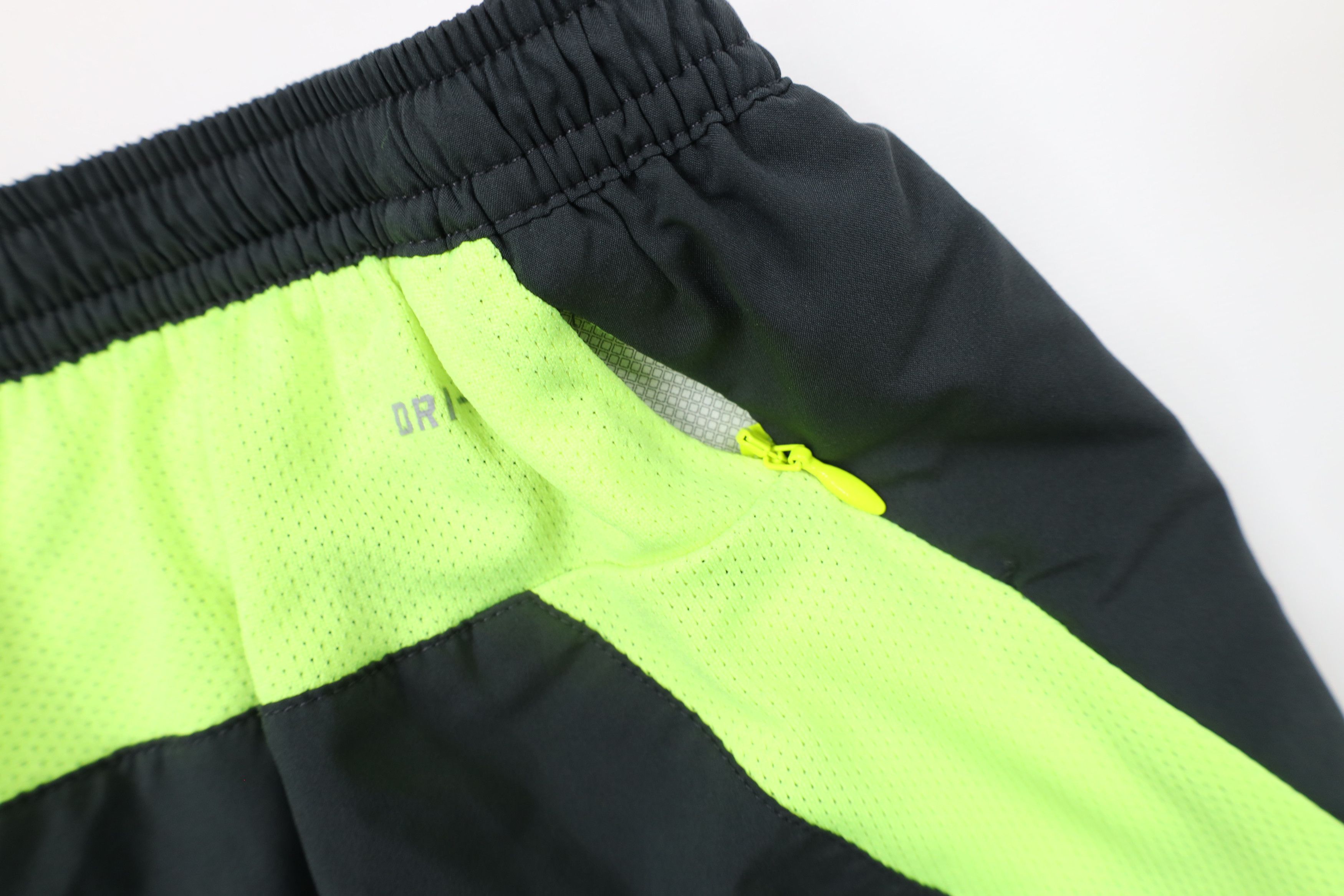 Nike × Vintage Vintage Nike Mini Swoosh Above Knee Running Shorts Gray Size US 34 / EU 50 - 9 Thumbnail