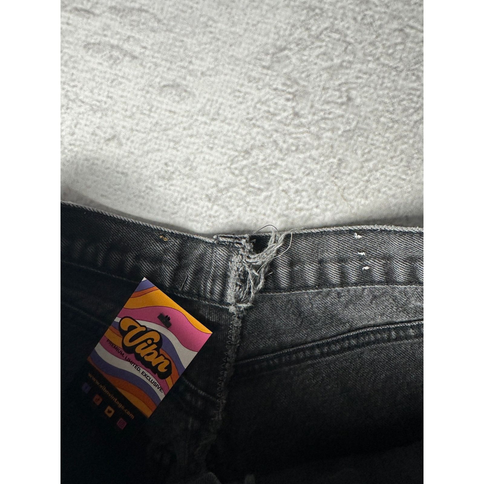 Guess Vintage Guess Jean Shorts For Women - 28 Size Size US 28 / EU 44 - 3 Thumbnail