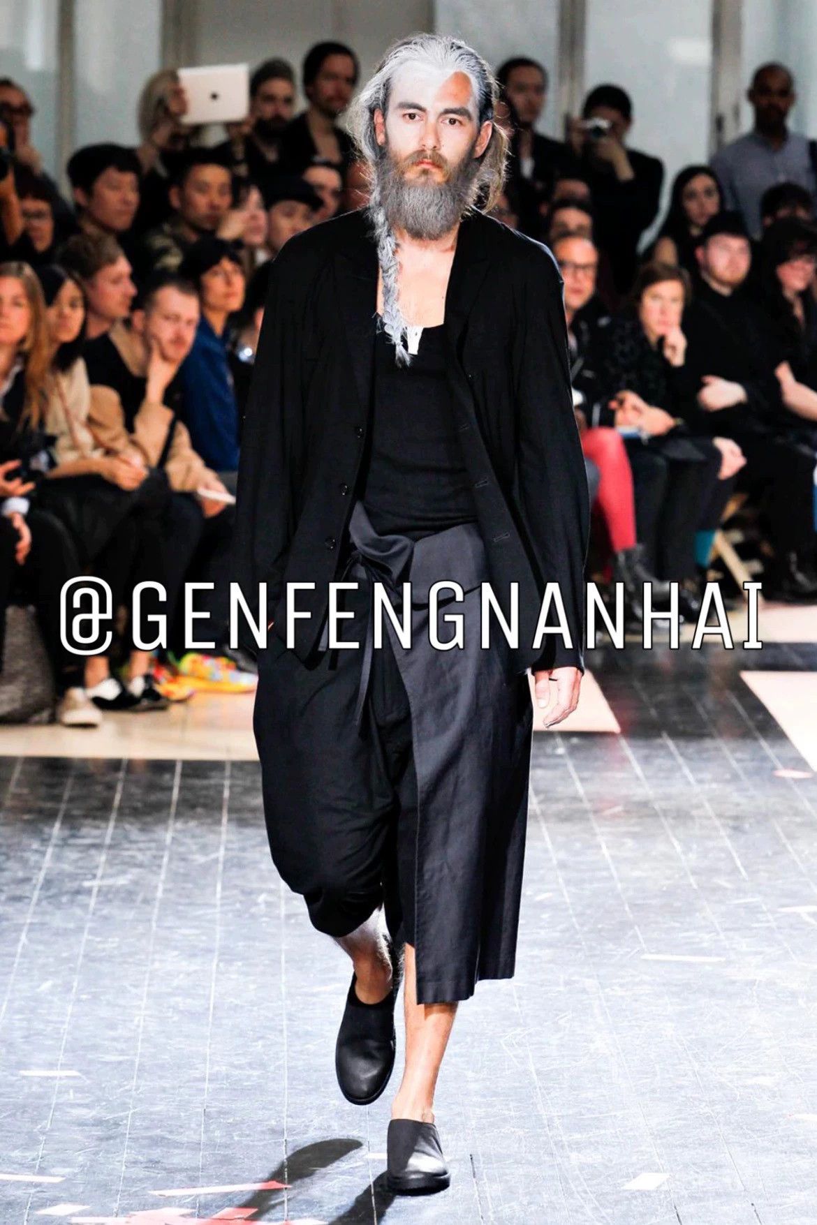 Yohji Yamamoto Yohji Yamamoto 14SS Rain Back-Zip Bias Blazer Sz 2 Size US M / EU 48-50 / 2 - 5 Thumbnail