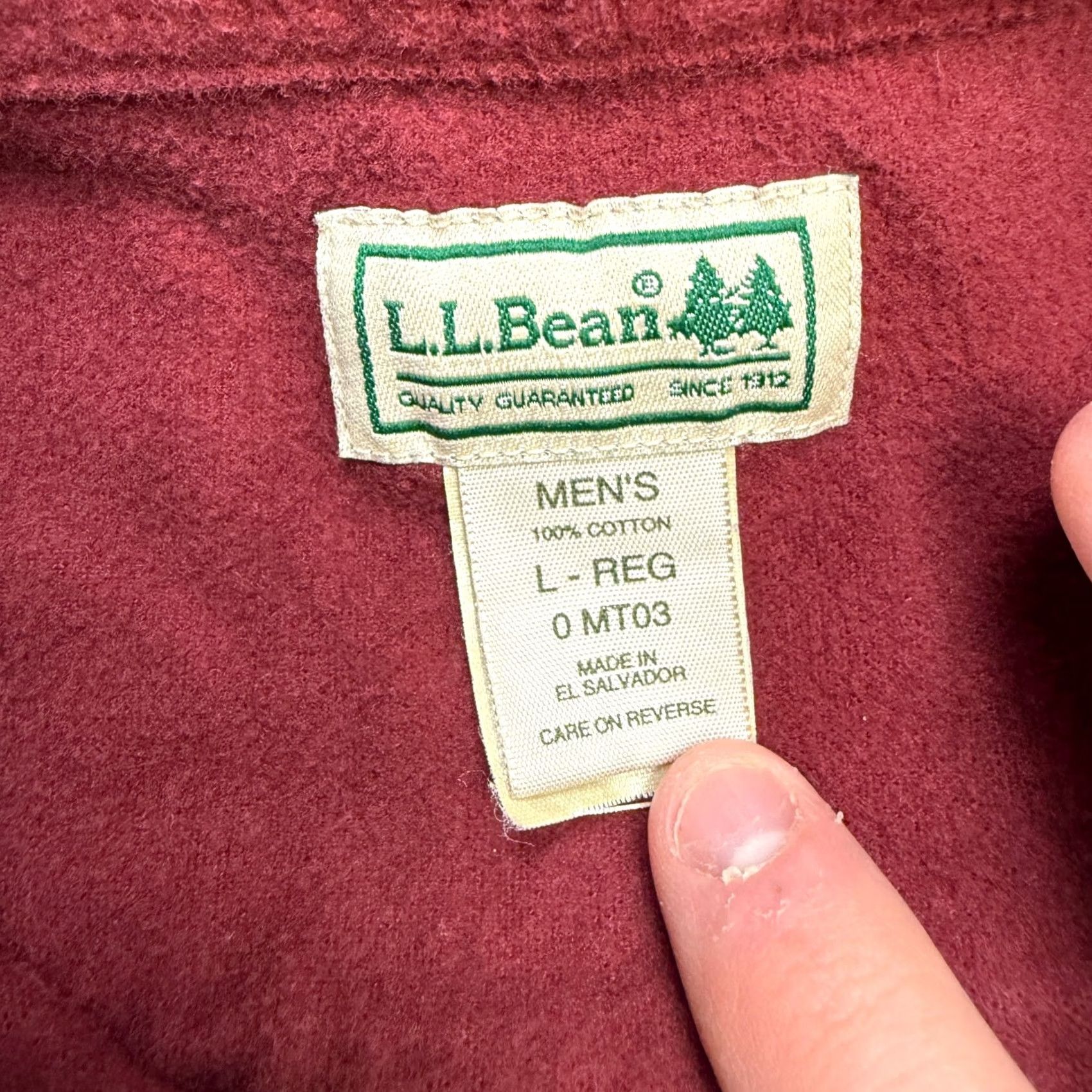 Vintage LL Bean Chamois Cloth Shirt Mens Large Deep Red Heavy Cotton Flannel Work Chore Shirt Size US L / EU 52-54 / 3 - 6 Thumbnail