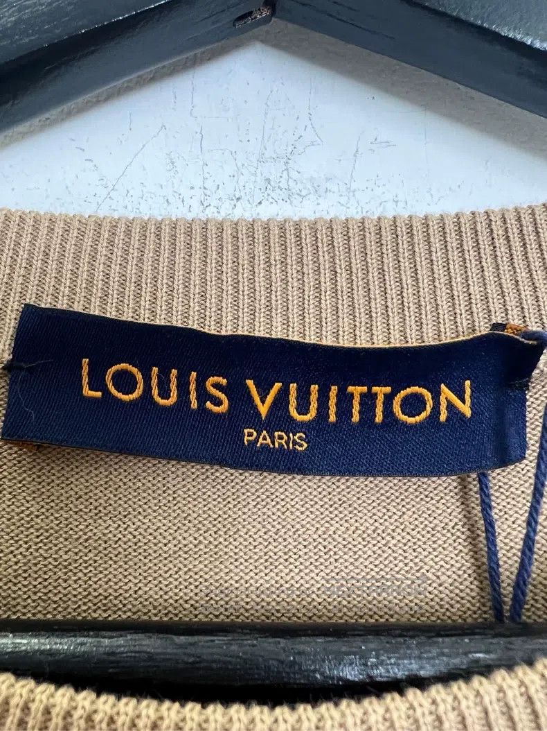 Louis Vuitton Louis Vuitton Khaki arm print short sleeve Size US M / EU 48-50 / 2 - 6 Thumbnail
