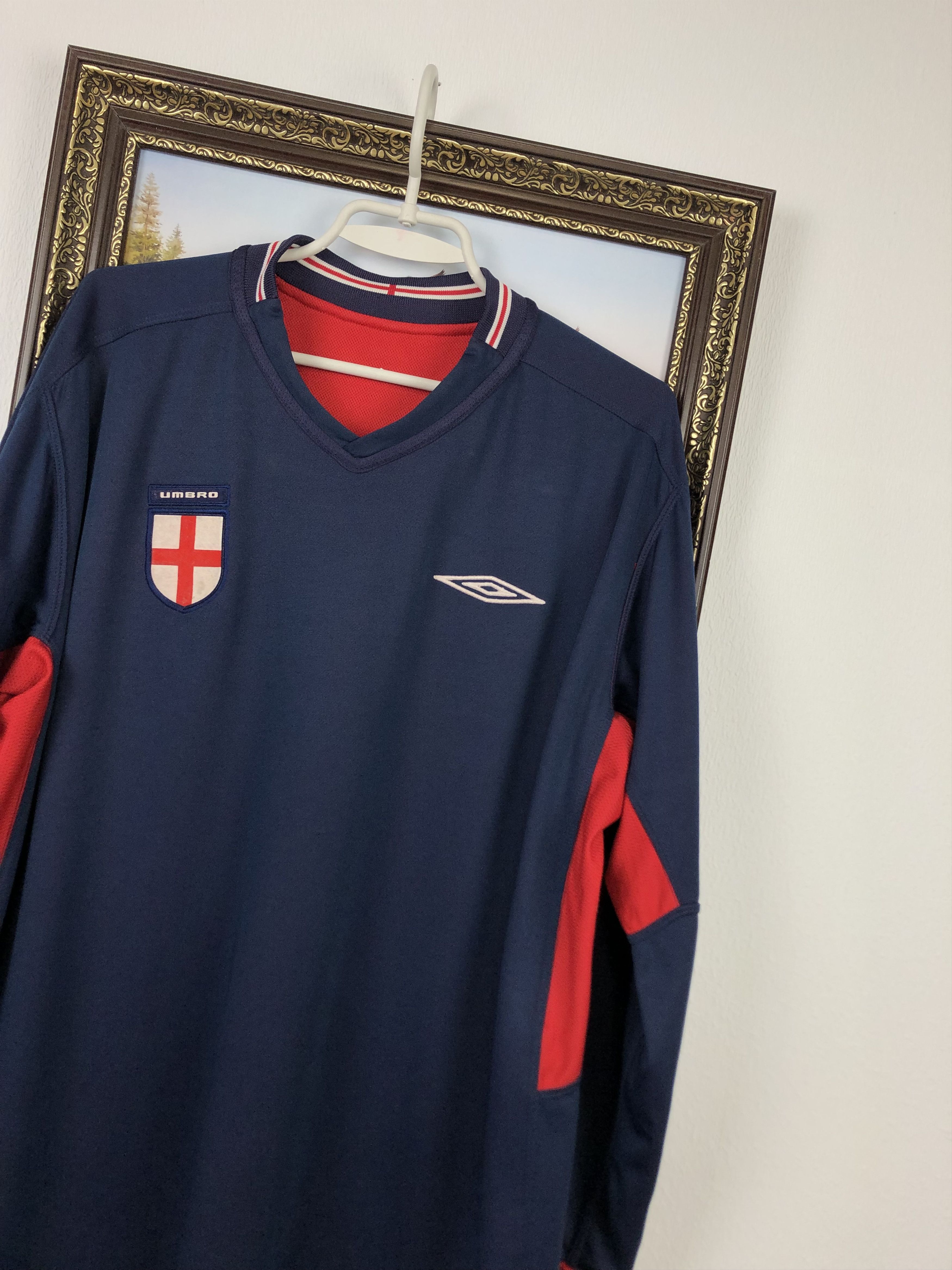 Umbro × Vintage England football shirt 2002 Reversible Long Sleeve Jersey Size US L / EU 52-54 / 3 - 16 Thumbnail