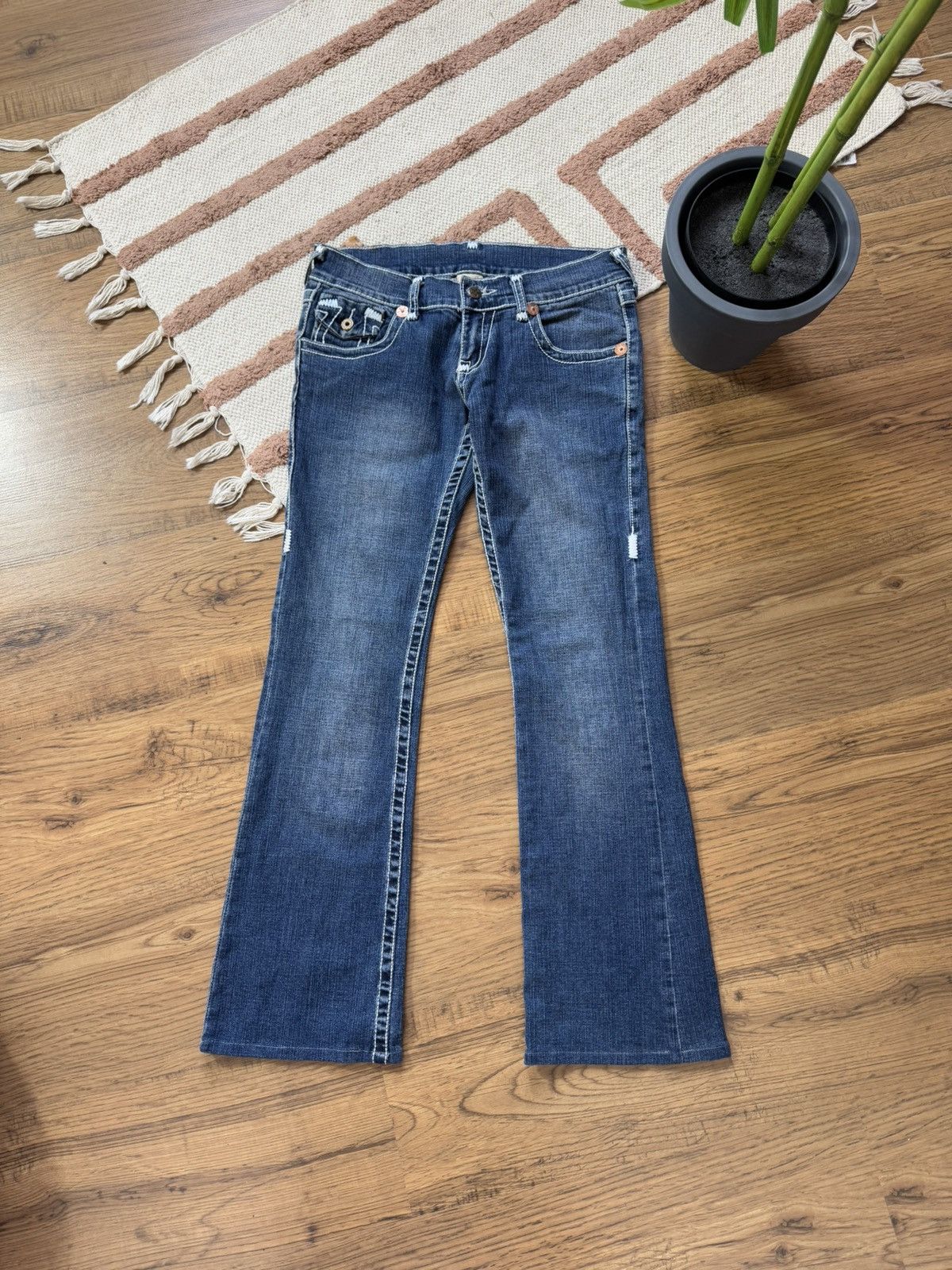 True Religion TRUE RELIGION DENIM CONTRAST STITCH JEANS STRAIGHT PANTS Size 29" - 2 Thumbnail