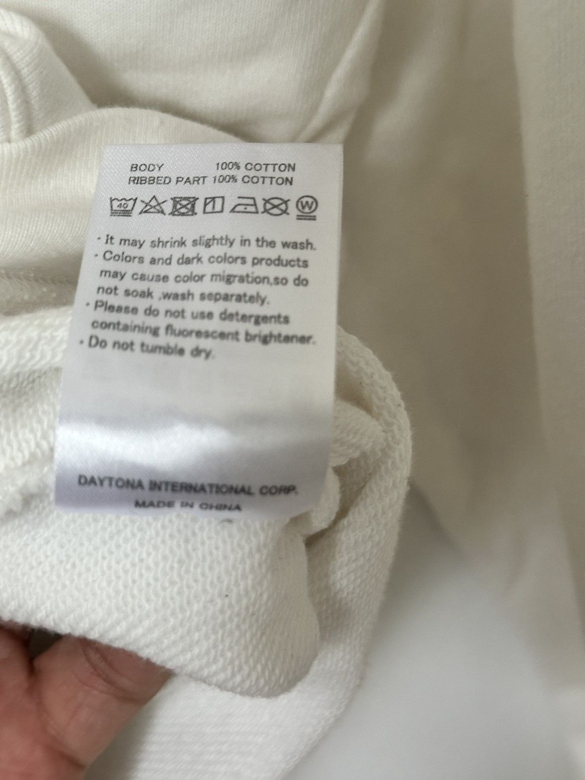 Number (N)ine Number (N)ine Cropped Stamp Sweater Size US M / EU 48-50 / 2 - 5 Thumbnail