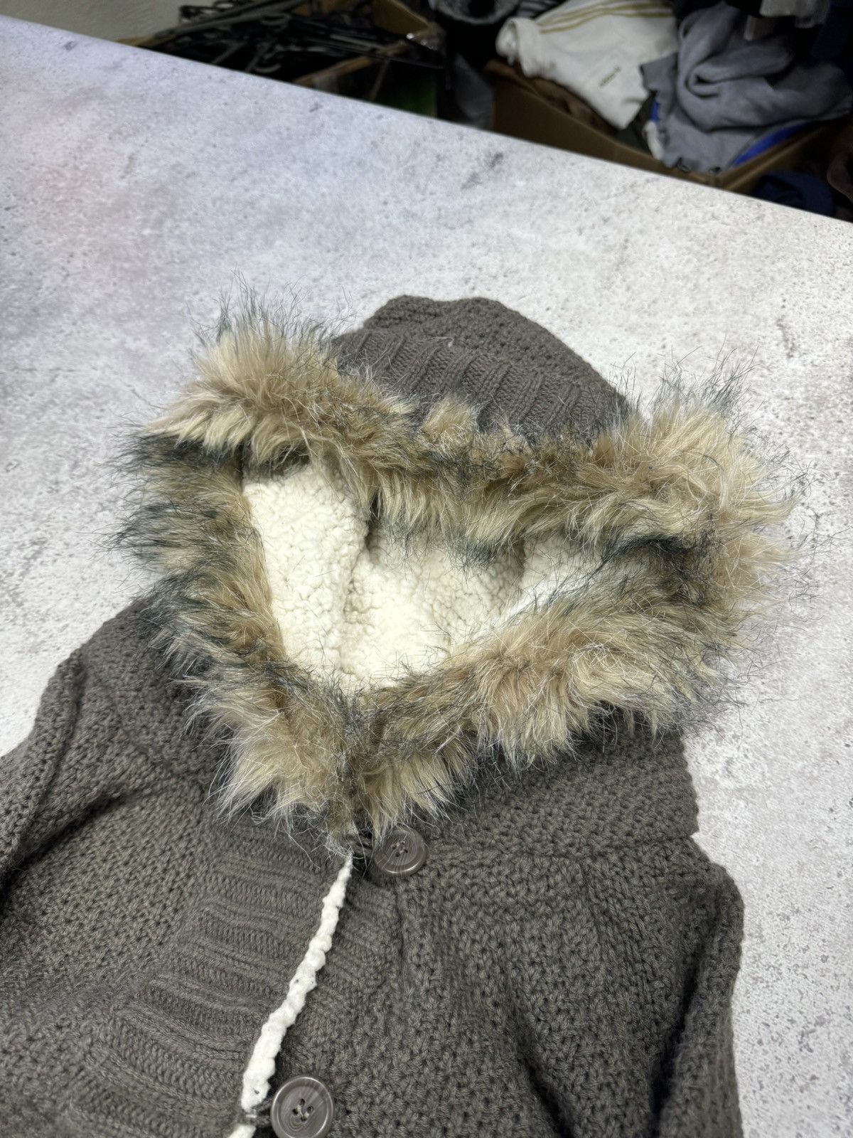 If Six Was Nine × Japanese Brand × Le Grande Bleu (L.G.B.) Vintage Japanese Knit Fur Hood Hoodie Size US M / EU 48-50 / 2 - 4 Thumbnail