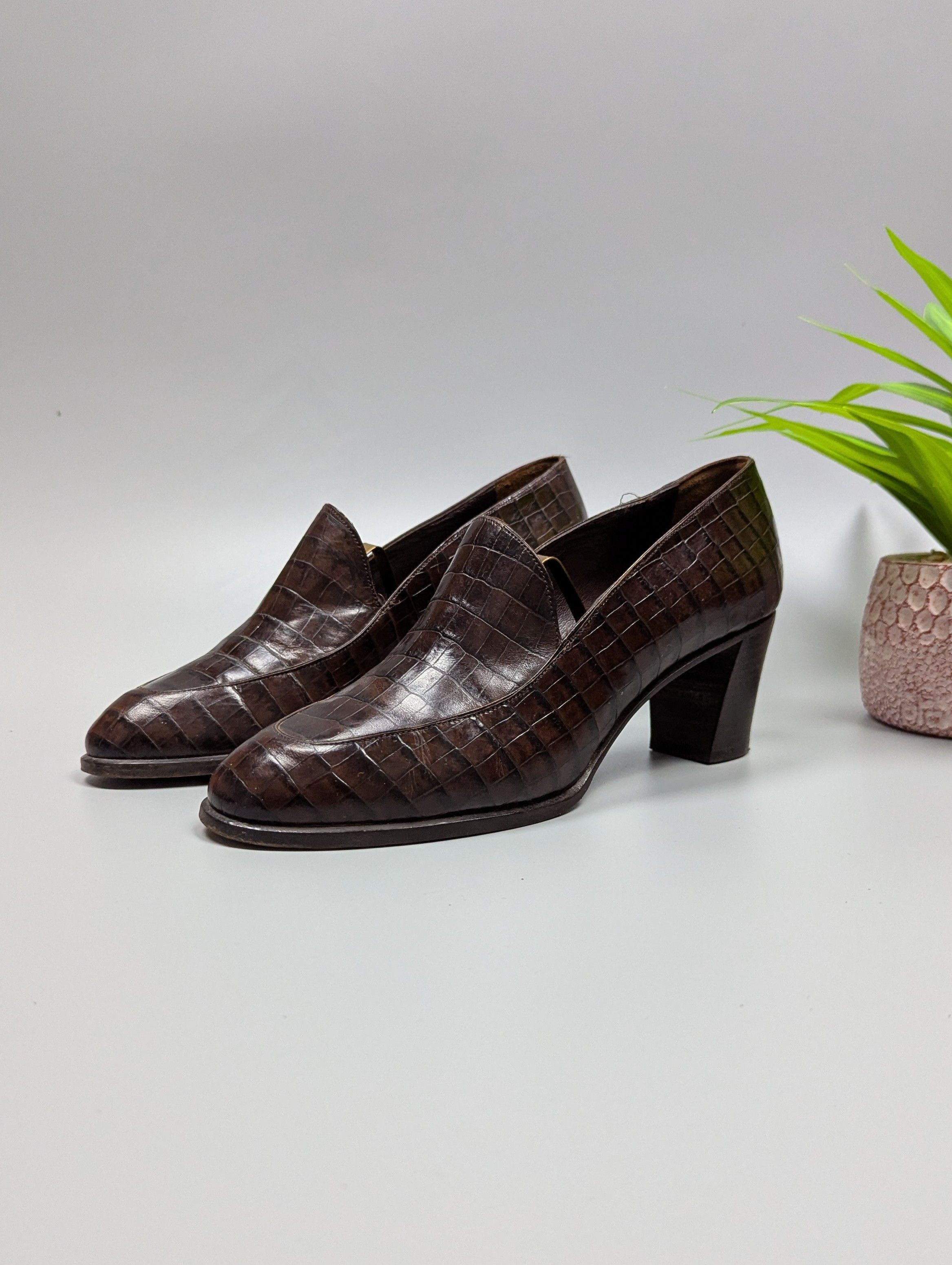 Giorgio Armani Giorgio Armani 80s Womens Leather Loafers Heels 38.5 US7.5/8 Size US 8.5 / IT 38.5 - 3 Thumbnail
