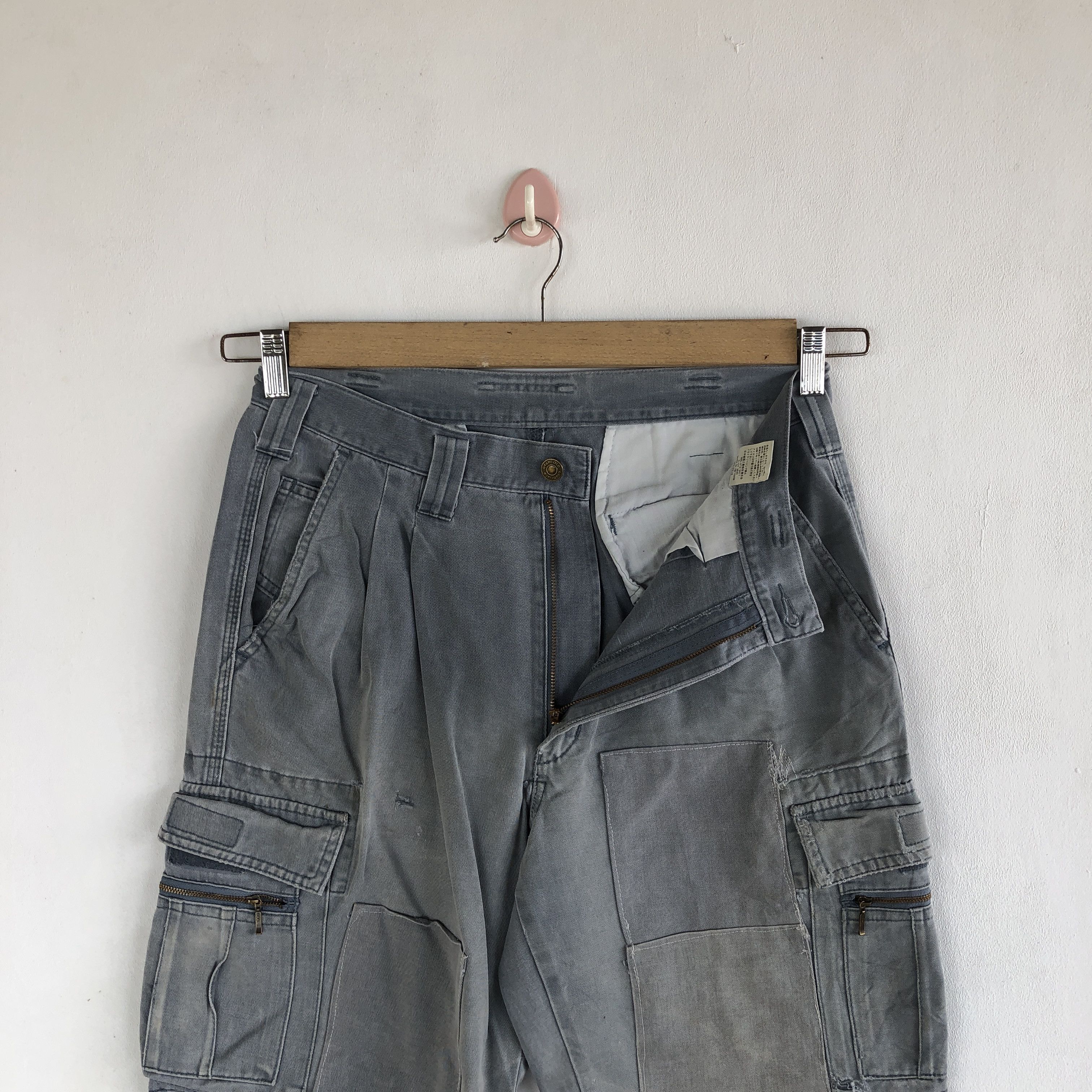 Japanese Brand Vintage Japanese Cargo Pants Multi Pocket Bondage Trousers Size US 30 / EU 46 - 5 Thumbnail