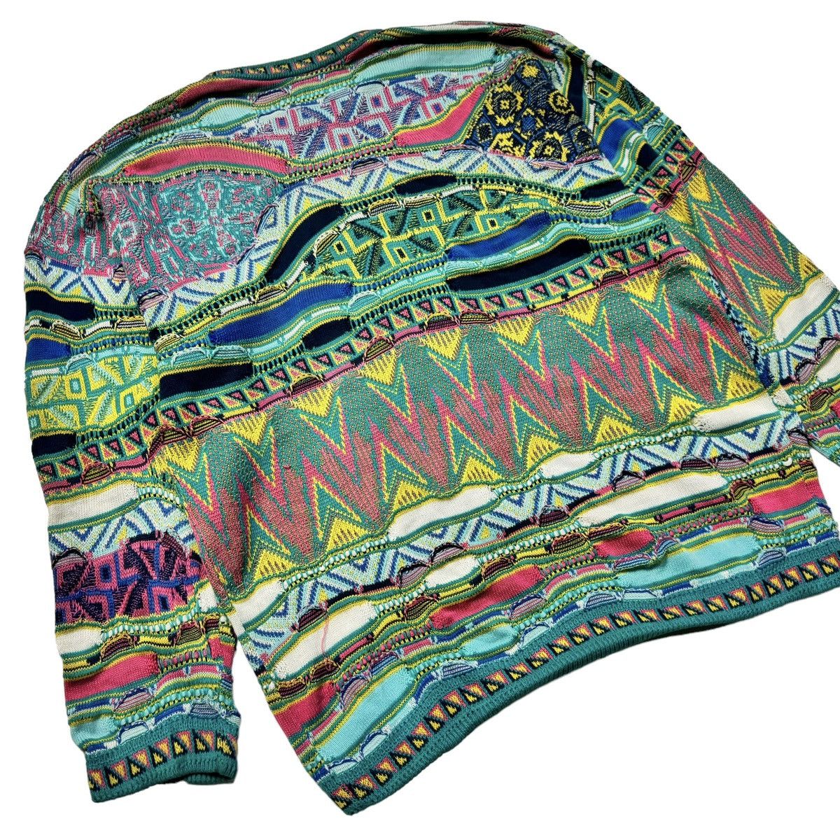 Coogi Vintage Coogi 3d Knit Sweater Size US L / EU 52-54 / 3 - 7 Thumbnail