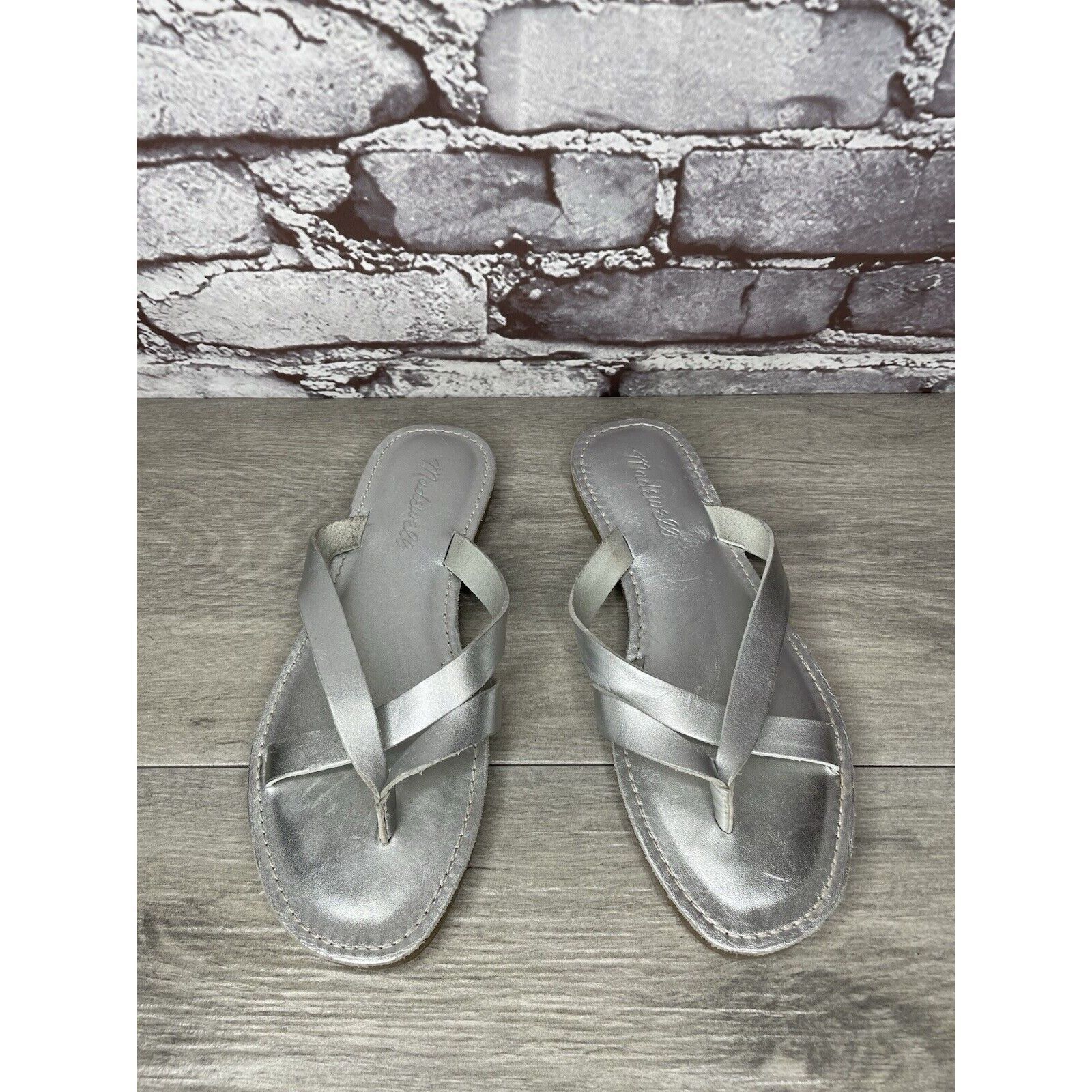 Madewell Madewell Boardwalk Silver Metallic Leather Thong Sandals Wom Size US 6.5 / IT 36.5 - 2 Thumbnail
