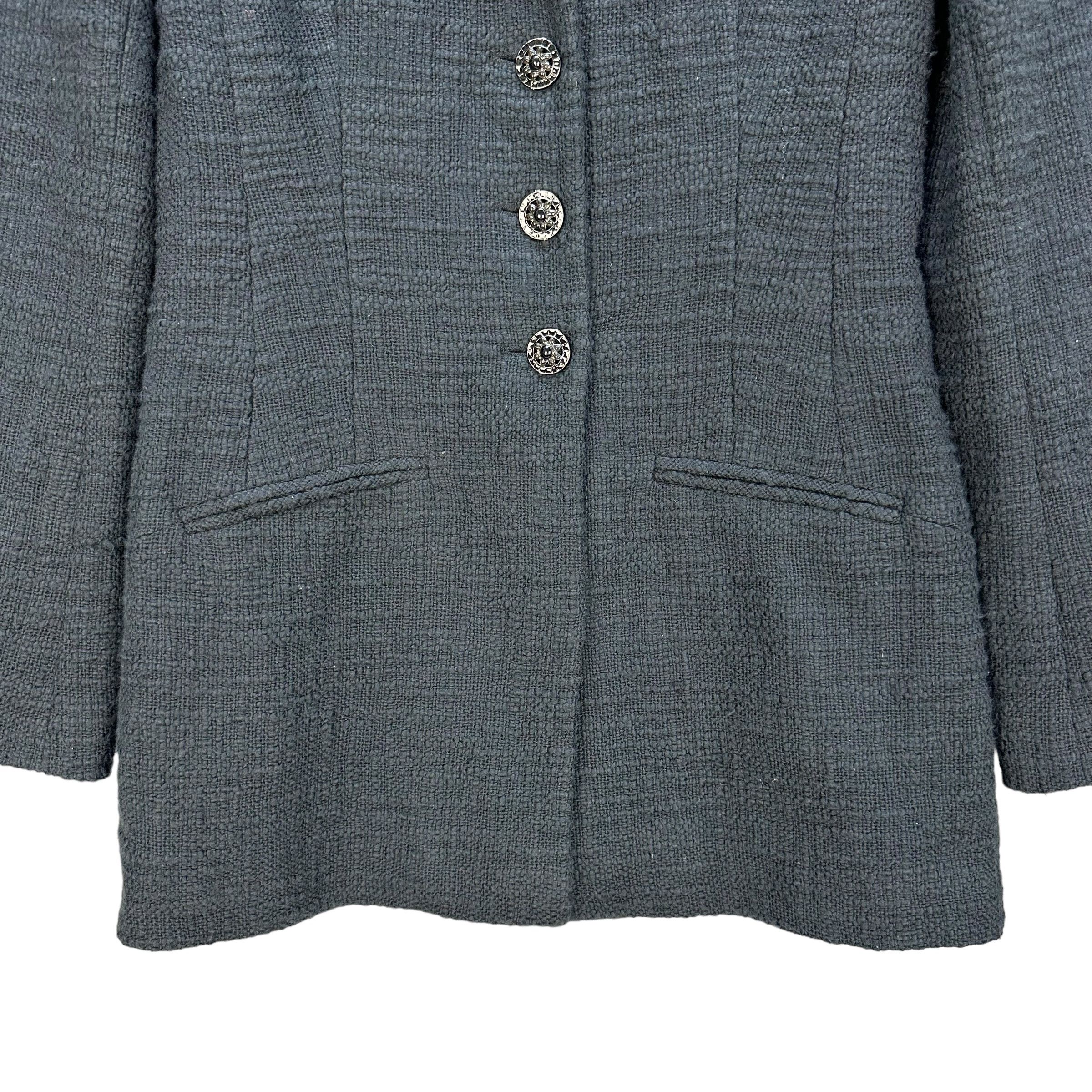 Chanel CHANEL Gray Tweed Jacket #A18-0426 Size S / US 4 / IT 40 - 3 Thumbnail