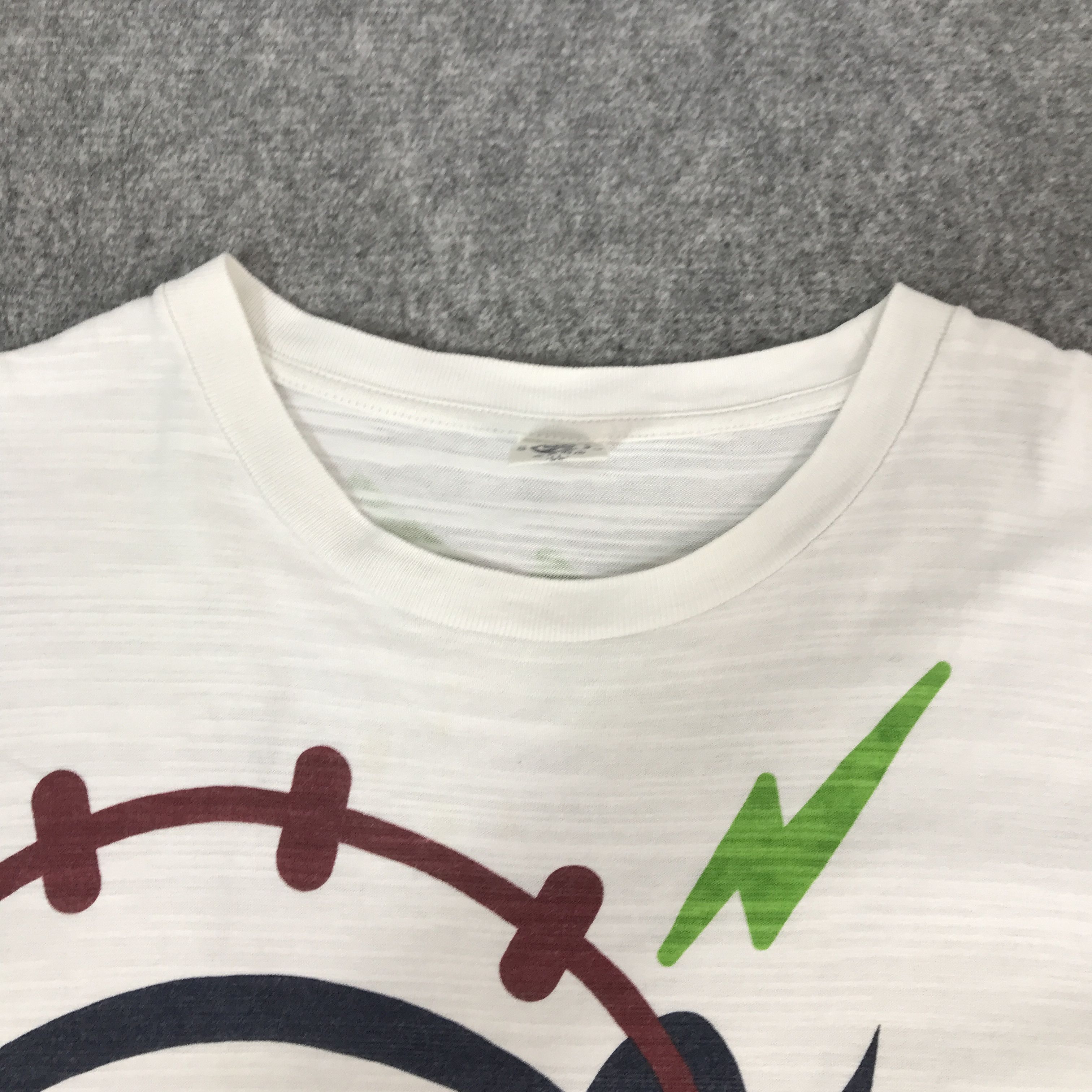 Japanese Brand japanese word wear Pig design t-shirt Size US L / EU 52-54 / 3 - 7 Thumbnail
