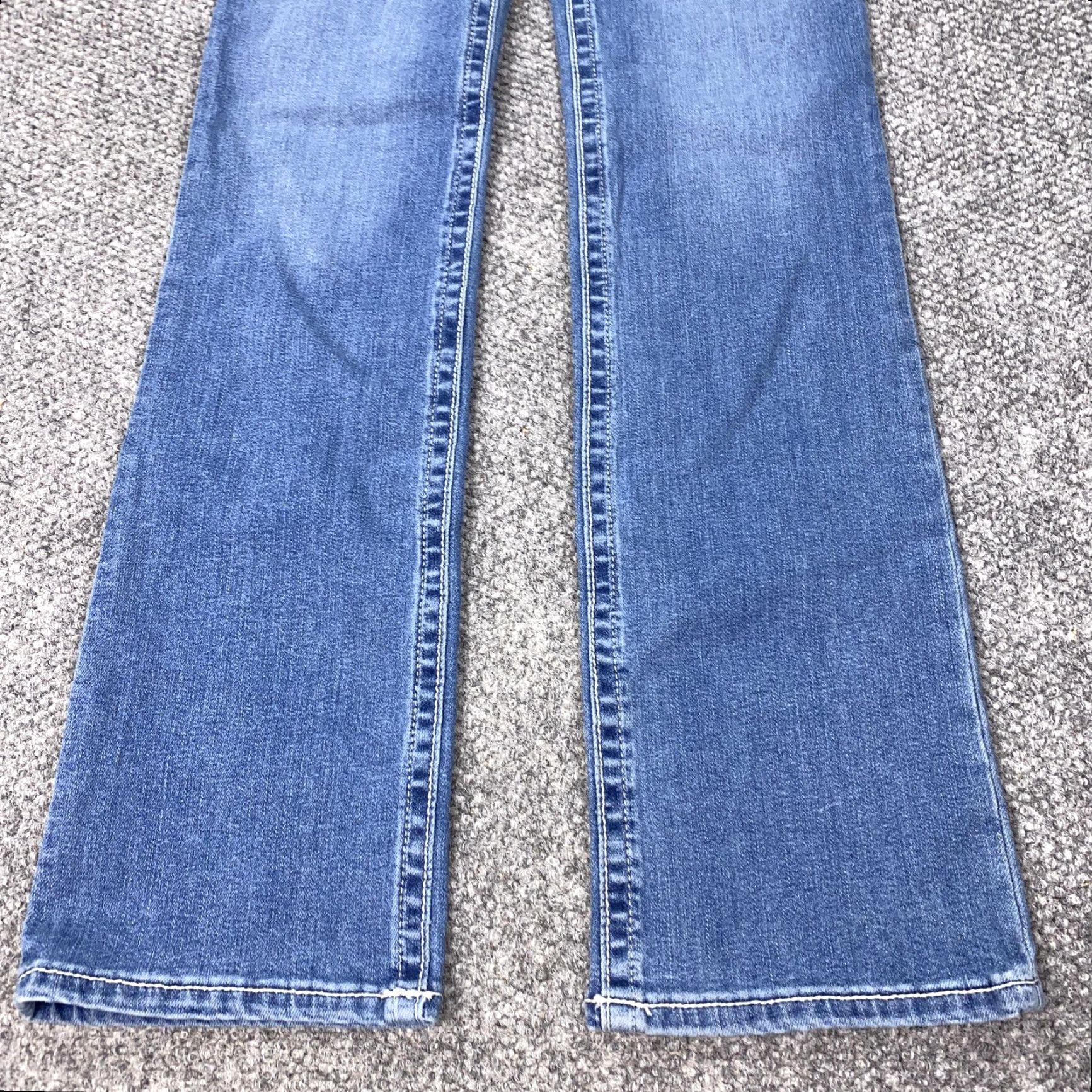 Wrangler Womens Wrangler Jeans 3x34 Ultimate Riding Jean Willow Bootcut Low Rise WRW60GR Size 26" / US 2 / IT 38 - 4 Thumbnail