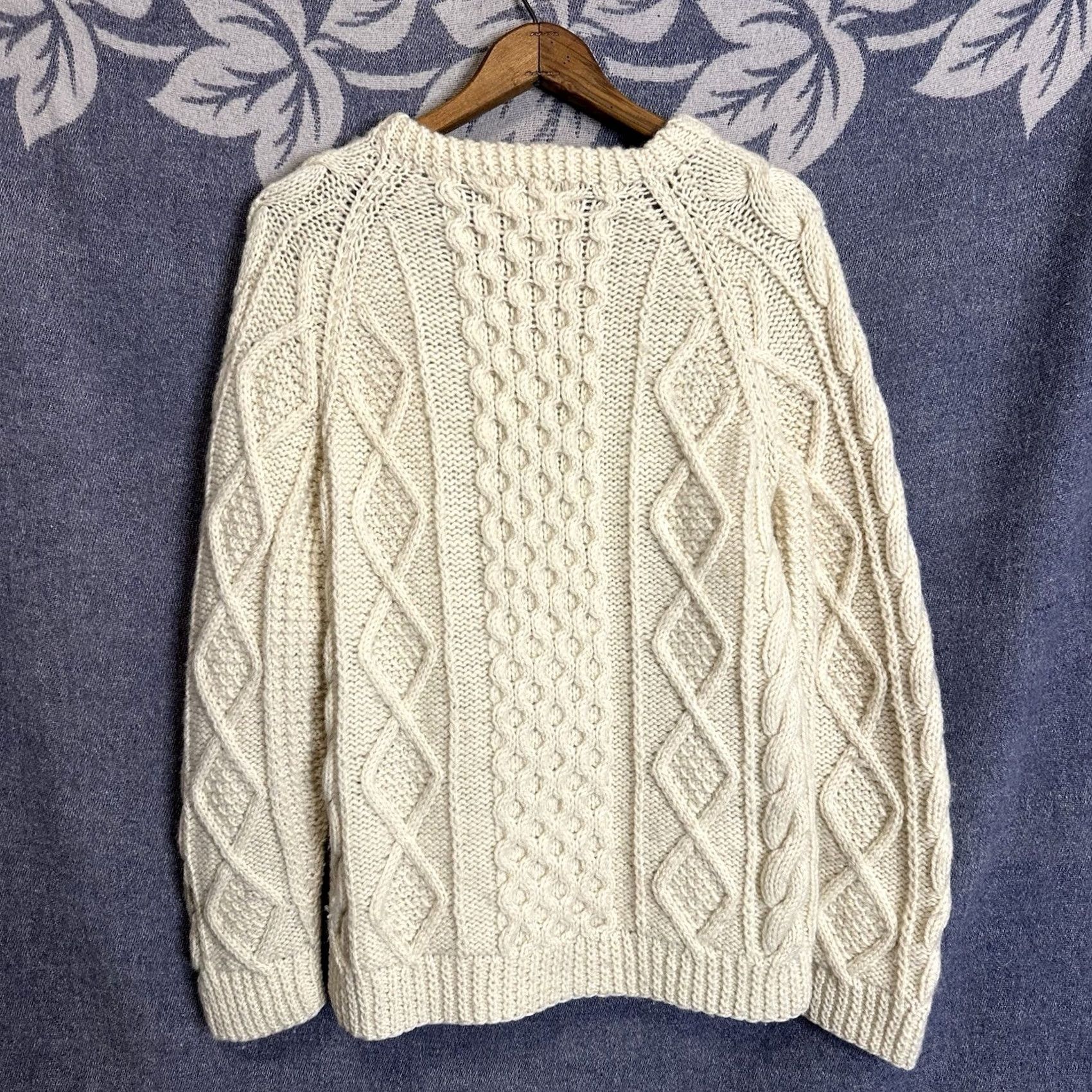 Vintage VINTAGE Moira Handknit Wool Celtic Design Fisherman Sweater Ivory Cable Womens L Size L / US 10 / IT 46 - 5 Thumbnail
