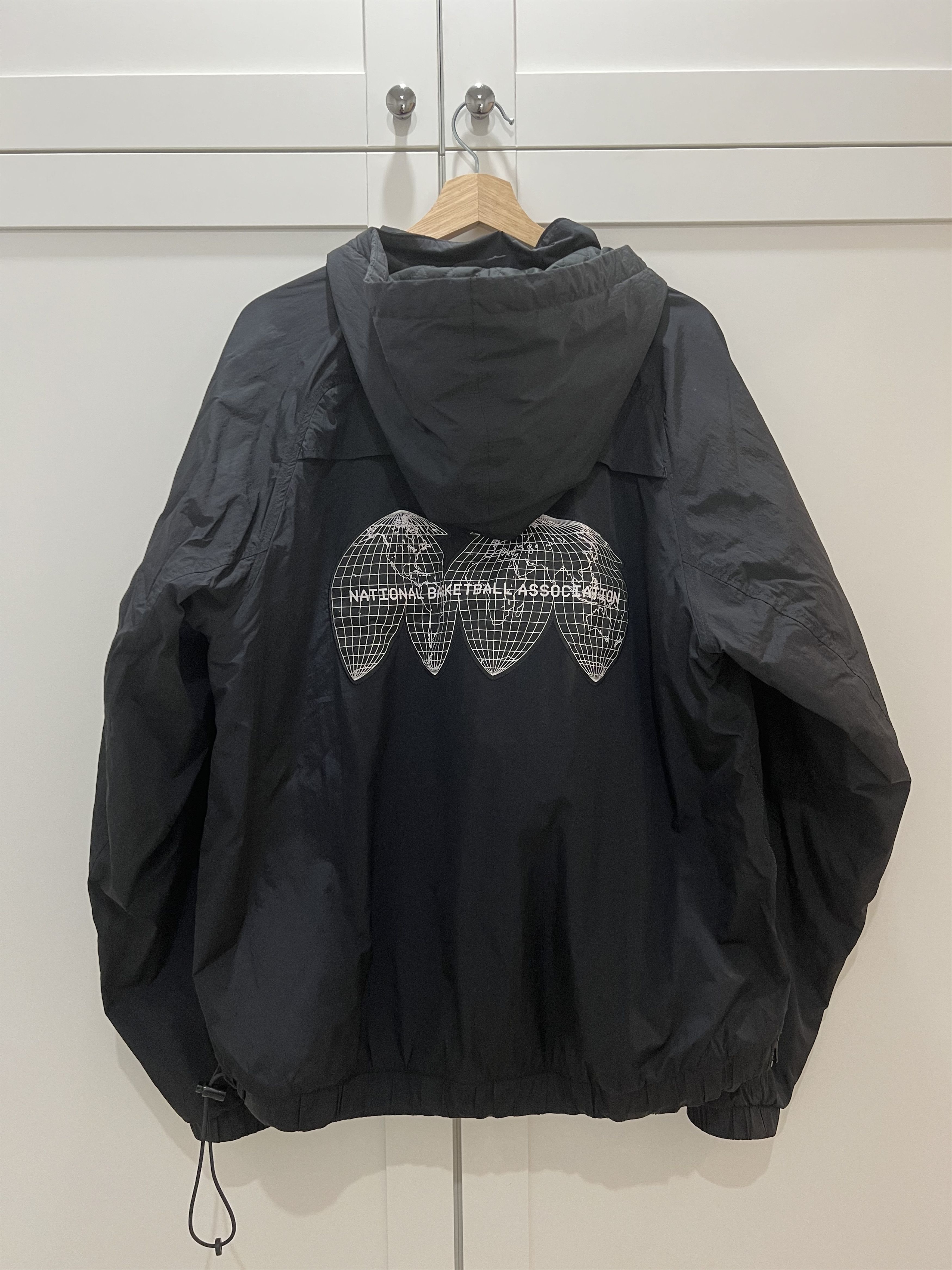 Nike × Vintage Nike Black NBA Team 31 Courtside Half-Zip Jacket Size US M / EU 48-50 / 2 - 2 Thumbnail
