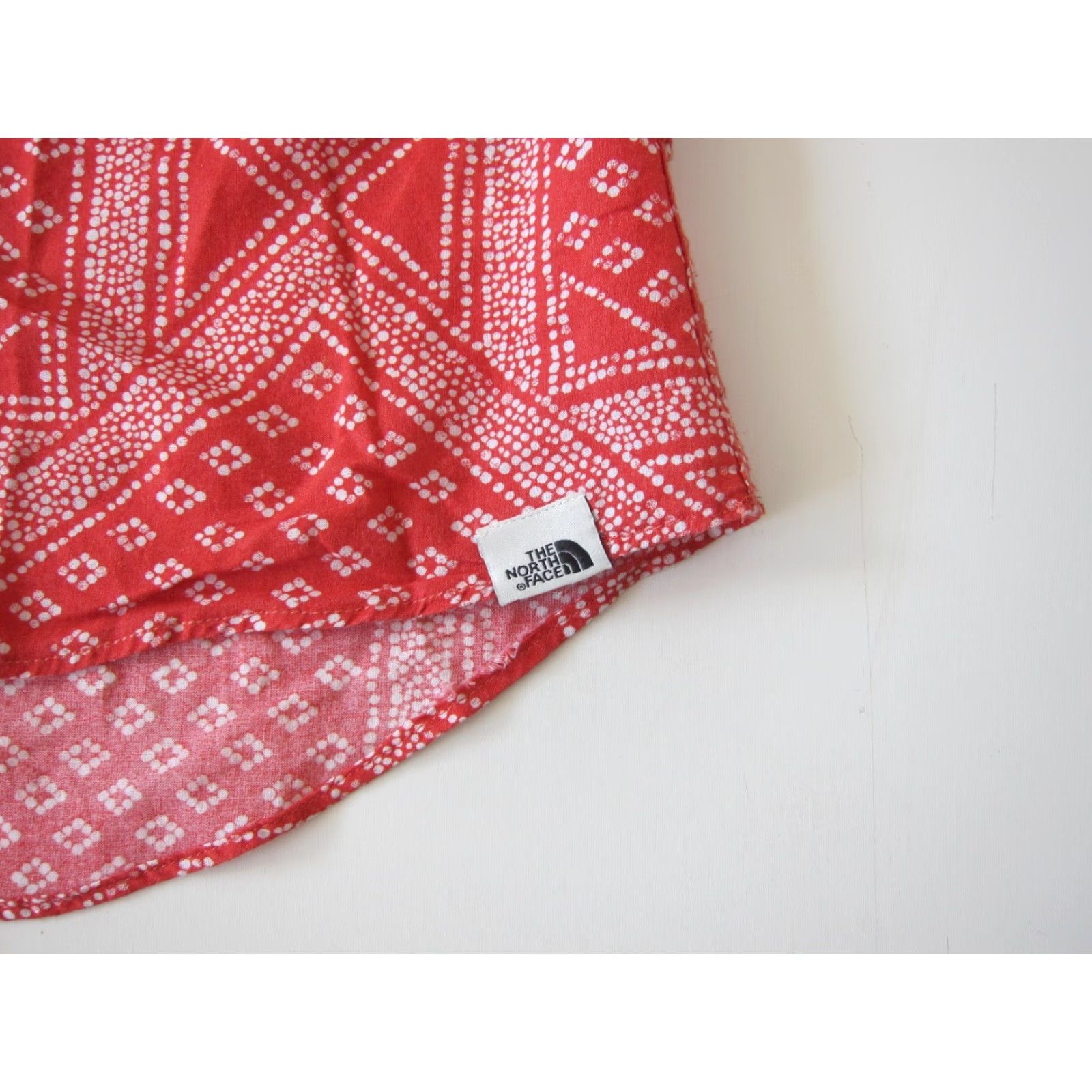 The North Face The North Face 100% Cotton Red White Floral Sleeveless Tank Blouse M Women Medium Size M / US 6-8 / IT 42-44 - 7 Thumbnail