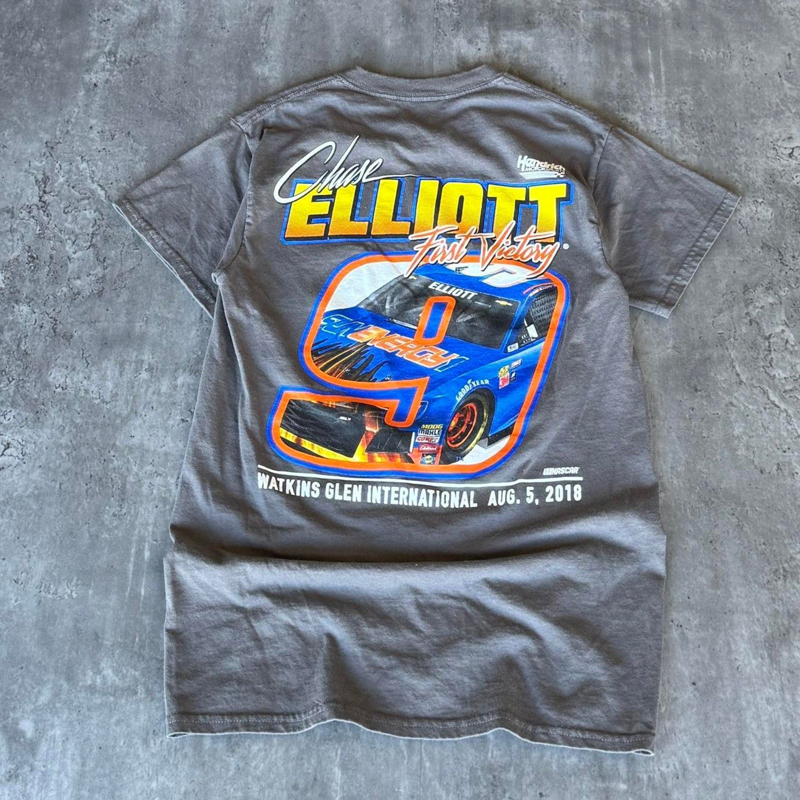 NASCAR × Rap Tees Chase Elliott Nascar Racing Graphic Shirt Size US S / EU 44-46 / 1 - 2 Thumbnail