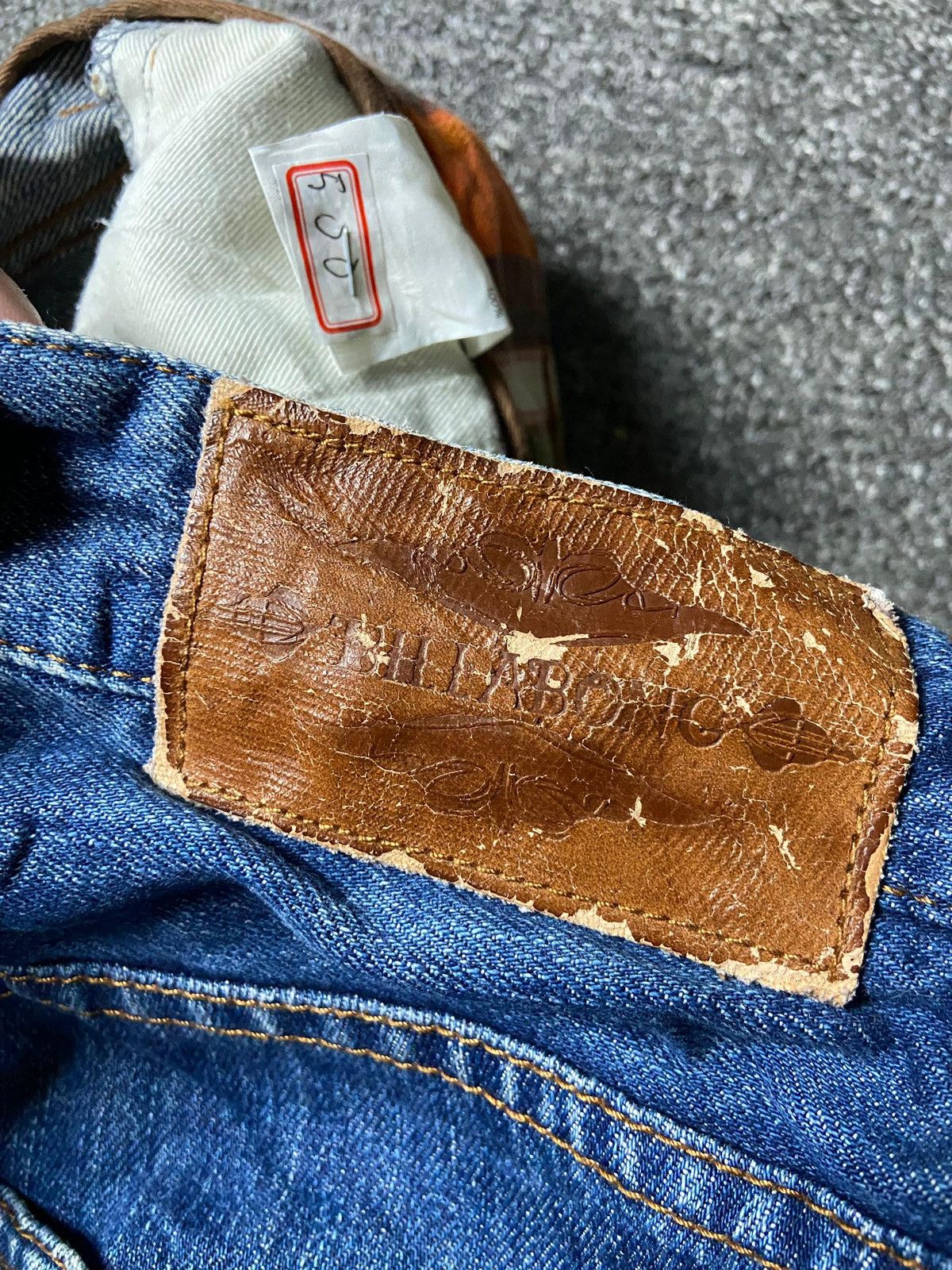 Billabong Vintage BILLABONG Distressed Ripped Jeans (158) Size US 32 / EU 48 - 6 Thumbnail