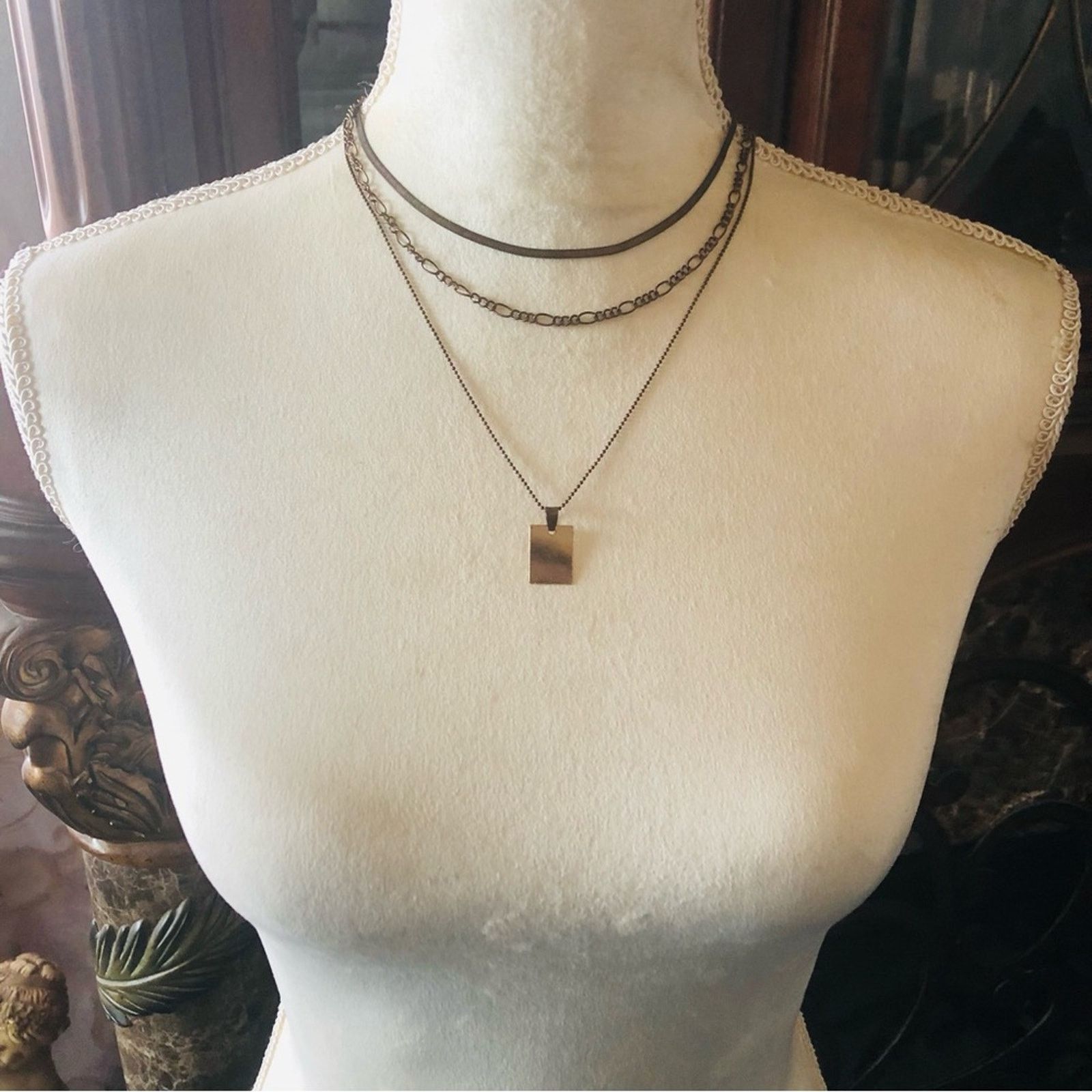 Vintage Vintage triple strand brass chain necklace Size ONE SIZE - 5 Thumbnail