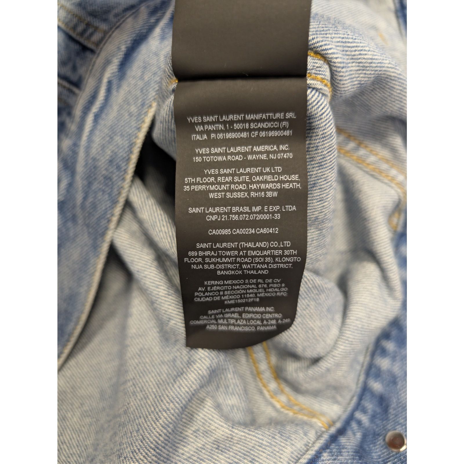 Saint Laurent Paris o1rshd1 Egg Shape Denim Jacket in Plain Lake Medium Blue Size US S / EU 44-46 / 1 - 21 Thumbnail