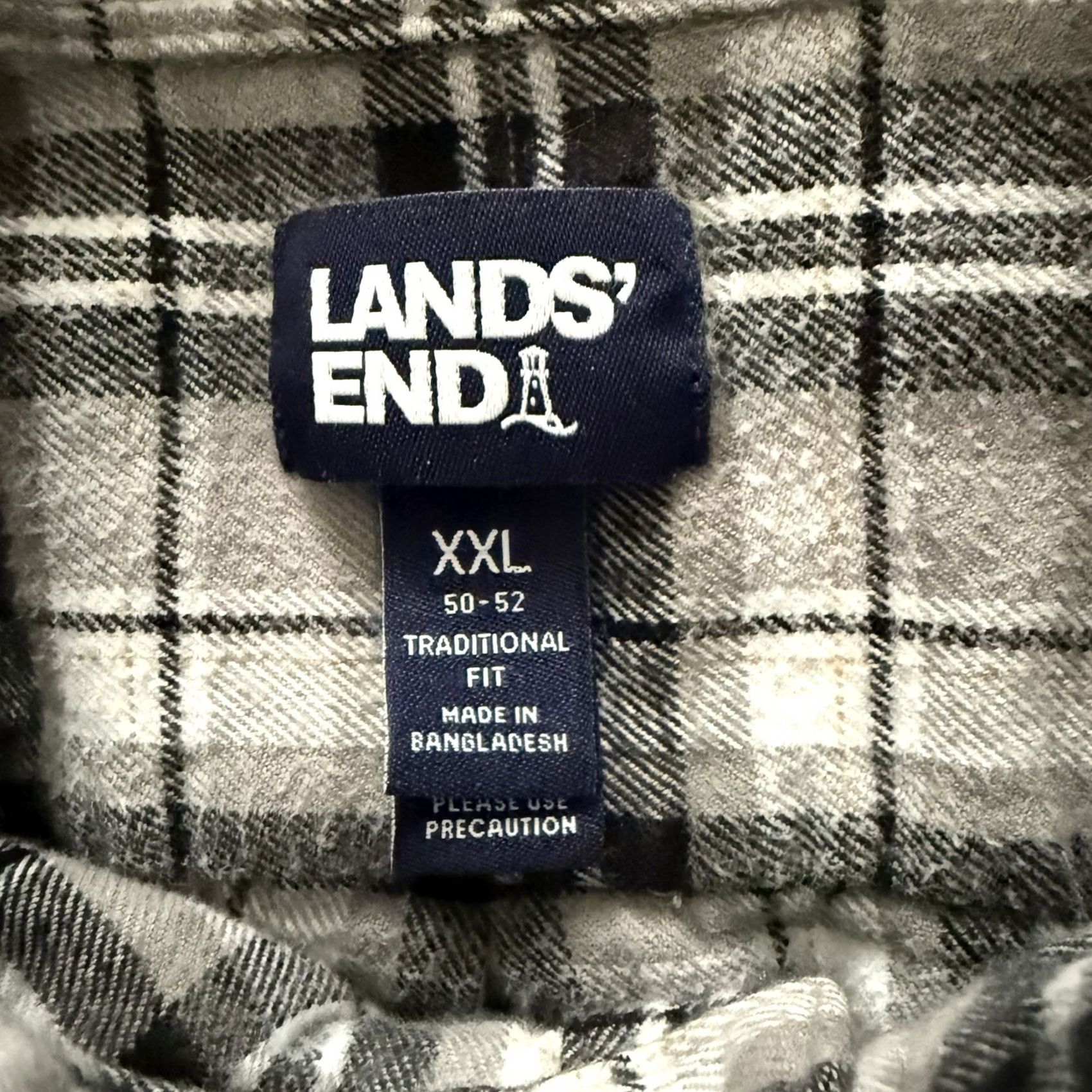 Lands' End Lands' End Shirt Mens XXL Traditional Fit Charcoal Plaid Flannel Button-Up Long Sleeve Casual Pockets Weathered Outdoor Size US XXL / EU 58 / 5 - 2 Thumbnail