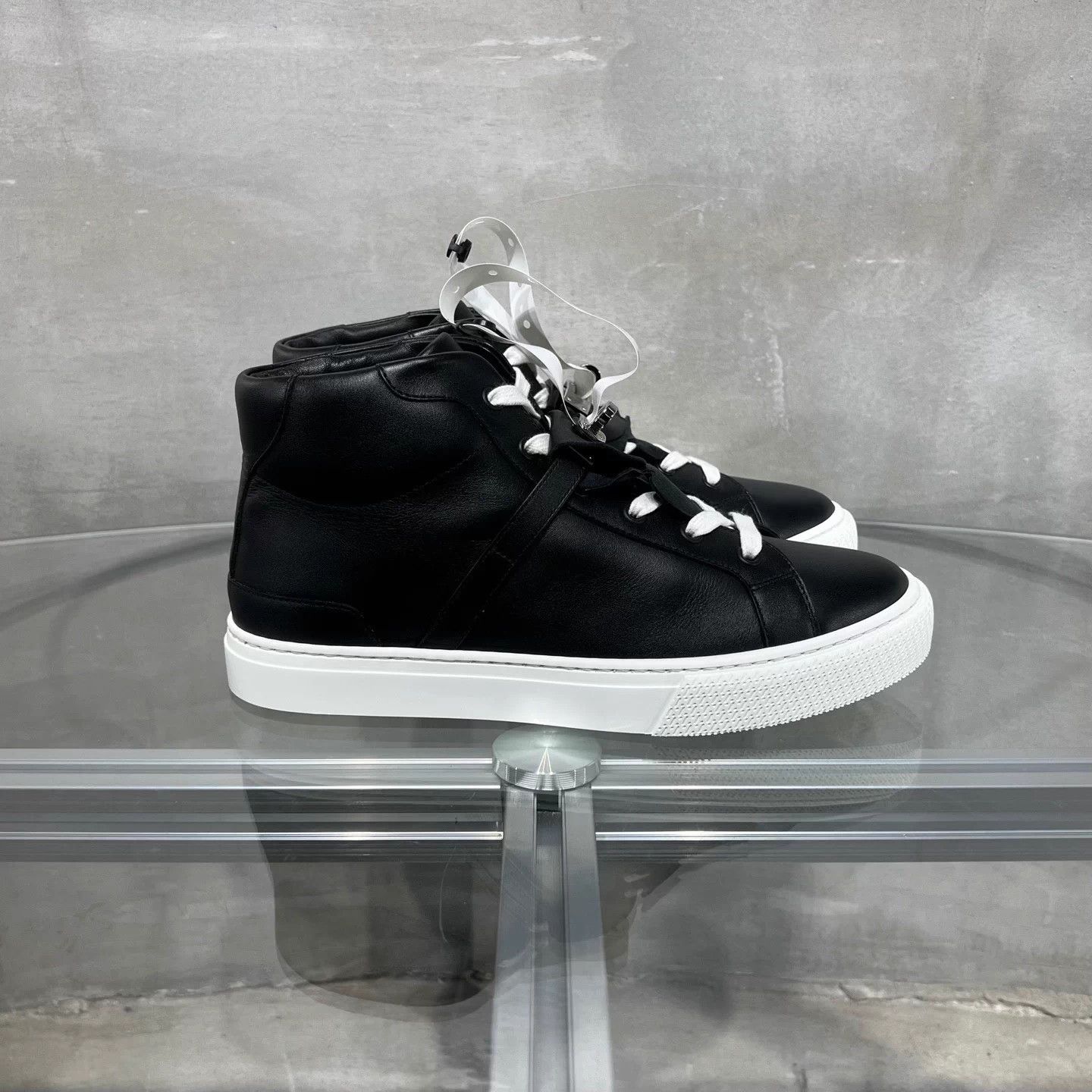 Hermes Hermes Black Kelly Buckle Sneakers New EU39 Size US 8 / IT 38 - 4 Thumbnail