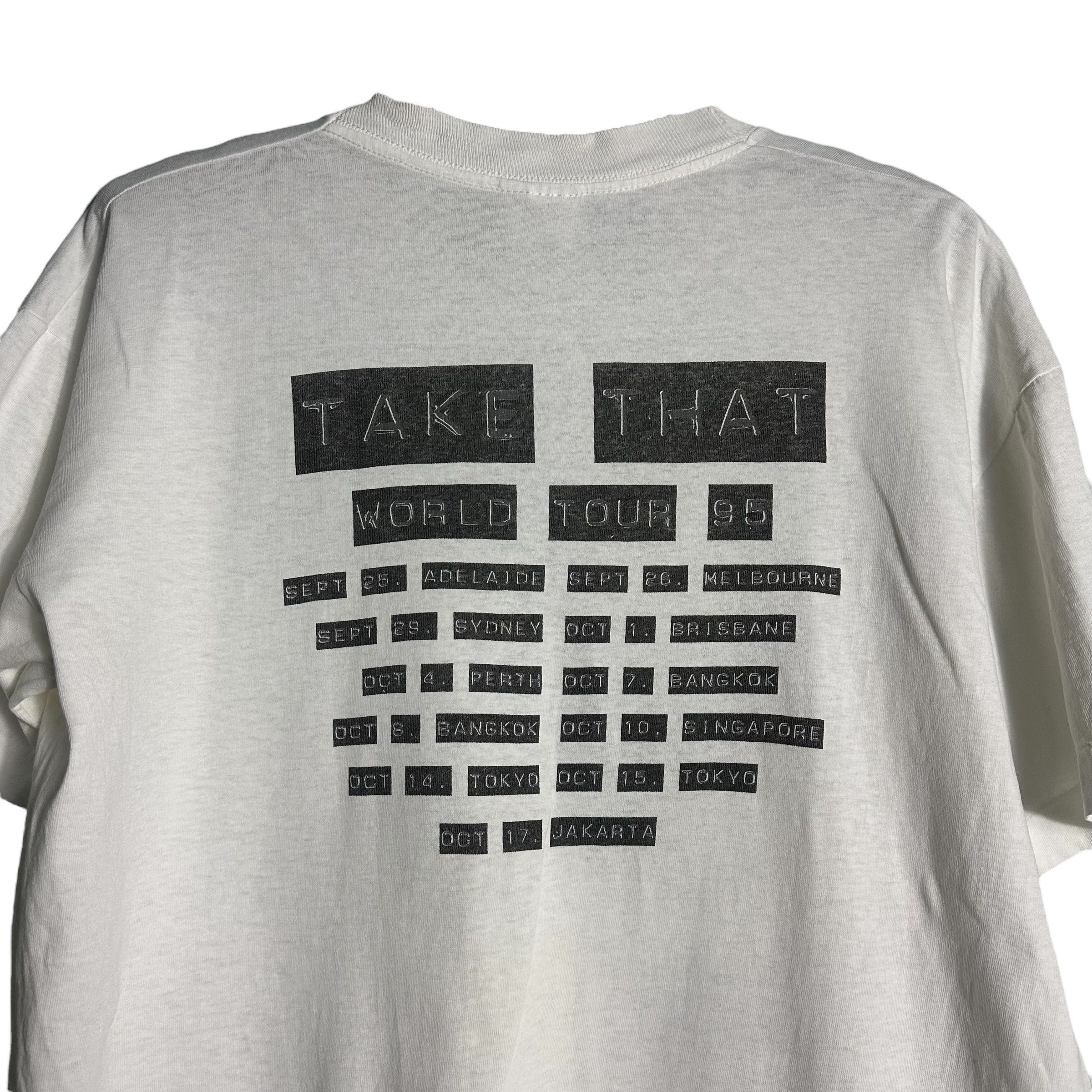 Band Tees 🔥RARE🔥Vintage 90s Take That World Tour 1995 Promo T-shirt Size US M / EU 48-50 / 2 - 5 Thumbnail