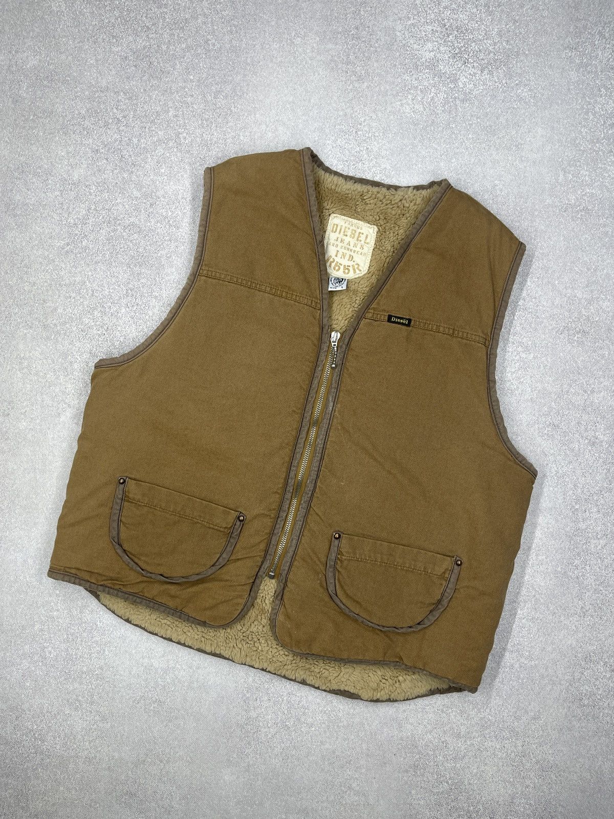 Diesel Vintage Diesel Workwear Vest Deep Pile Beige Made in Italy Size US L / EU 52-54 / 3 - 1 Thumbnail