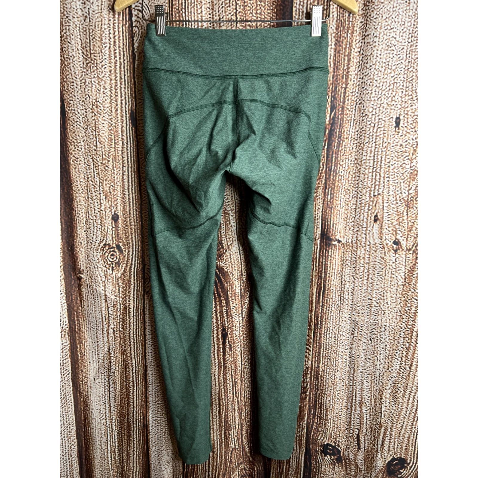Outdoor Voices Outdoor Voices Leggings Cropped Green S Womens Adults Small Activewear Pants Size 28" / US 6 / IT 42 - 3 Thumbnail
