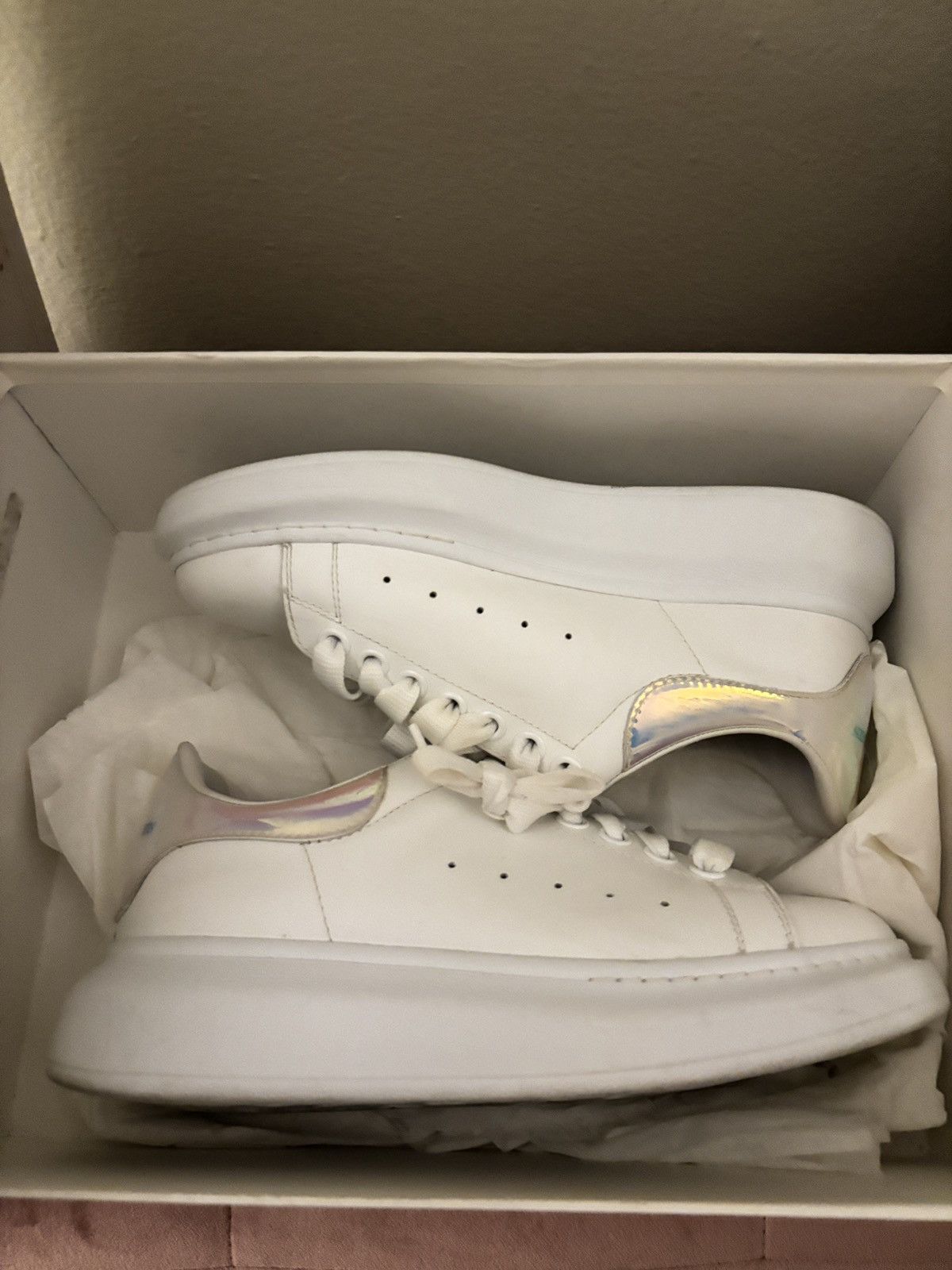 Alexander McQueen White Alexander Mcqeen Size 37 Size US 7 / IT 37 - 1 Thumbnail
