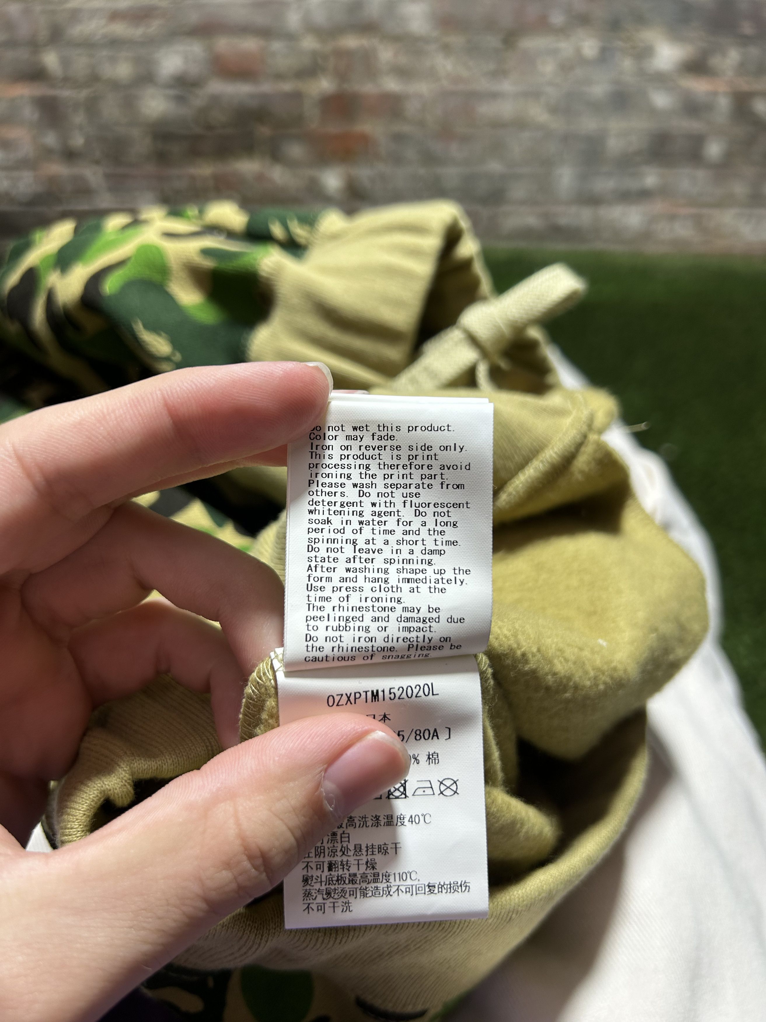 Bape BAPE ABC Camo Crystal Apehead Sweats Size US 38 / EU 54 - 6 Thumbnail