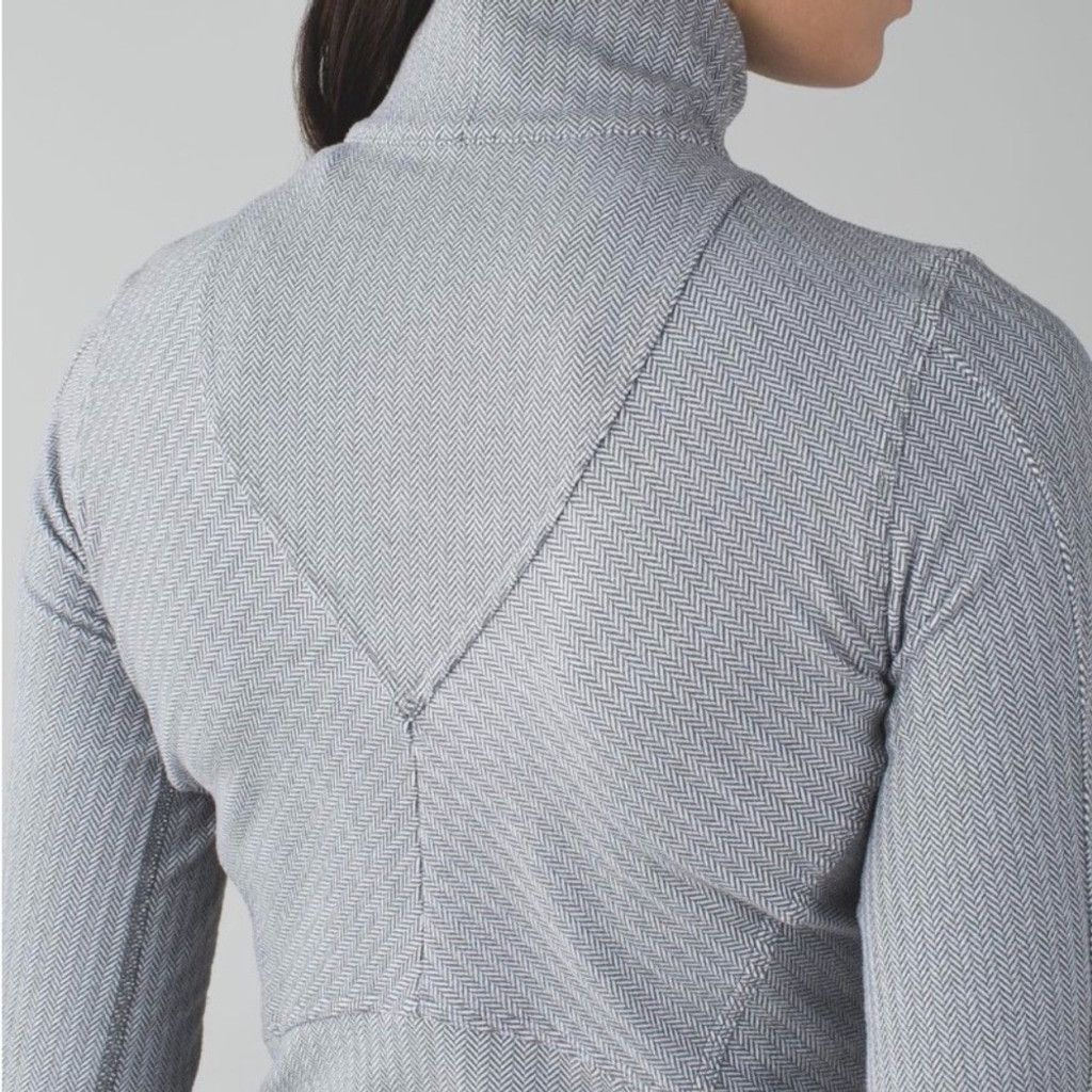 Lululemon Lululemon Kanto Catch Me 1/2 Zip | EUC | Sz 8 Size M / US 6-8 / IT 42-44 - 11 Thumbnail